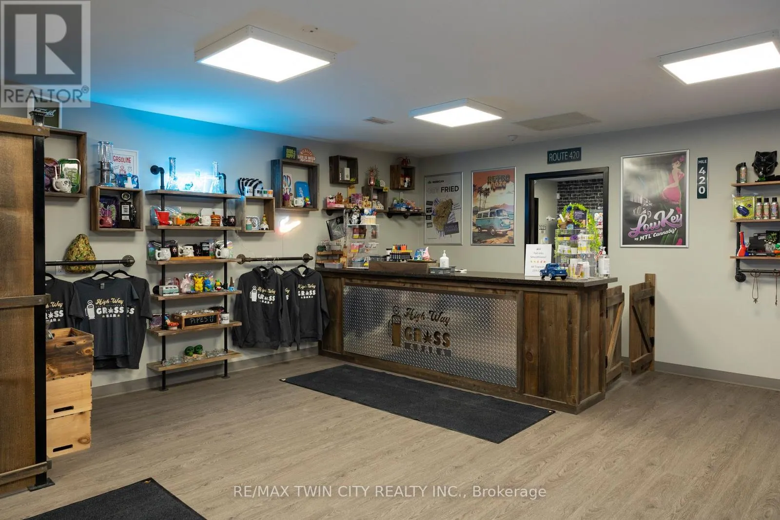 230 OAKLAND ROAD
