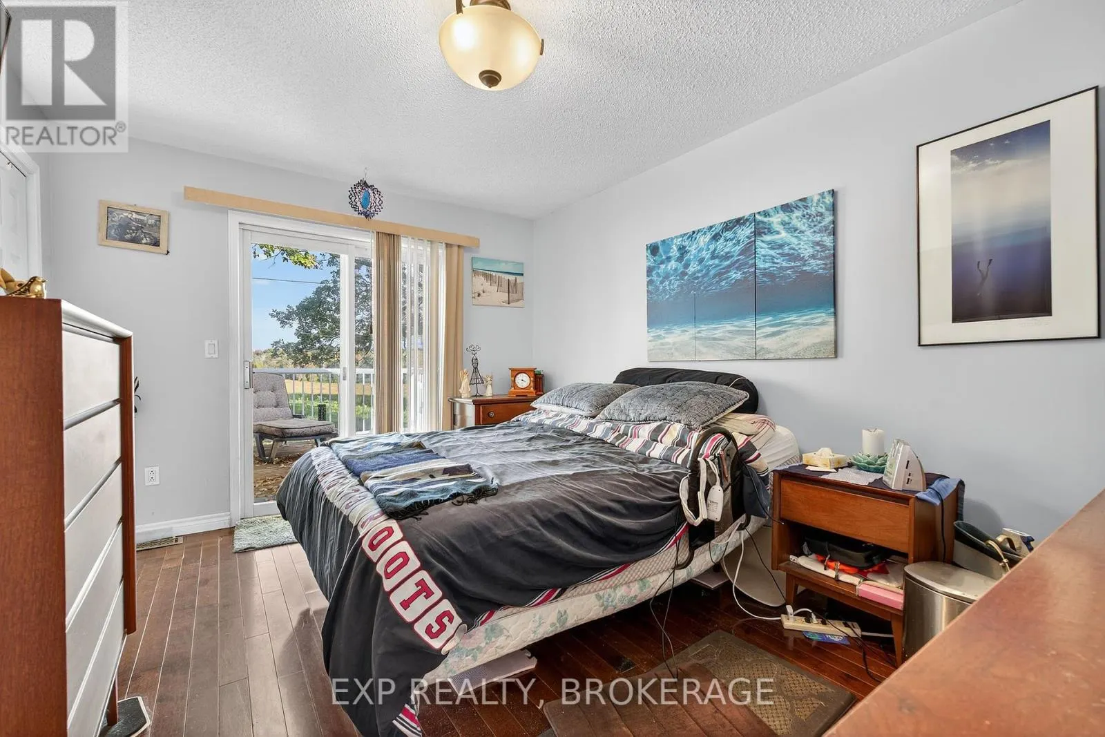 63 SOUTHWOOD CRESCENT