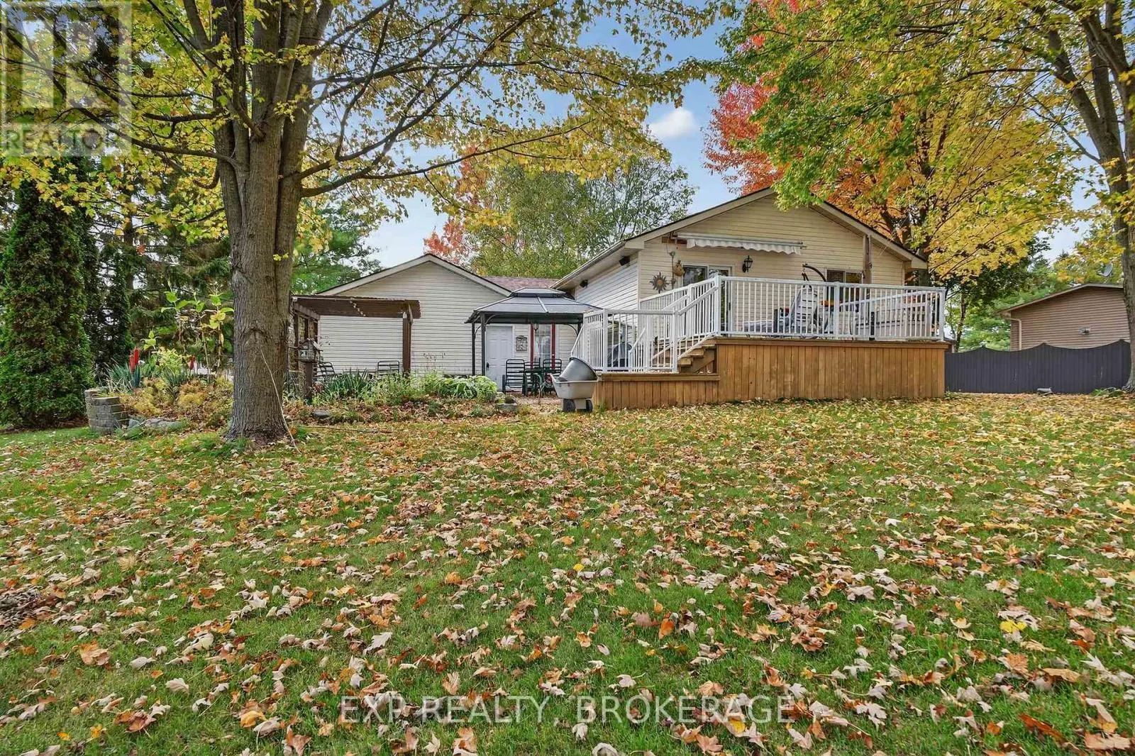 63 SOUTHWOOD CRESCENT