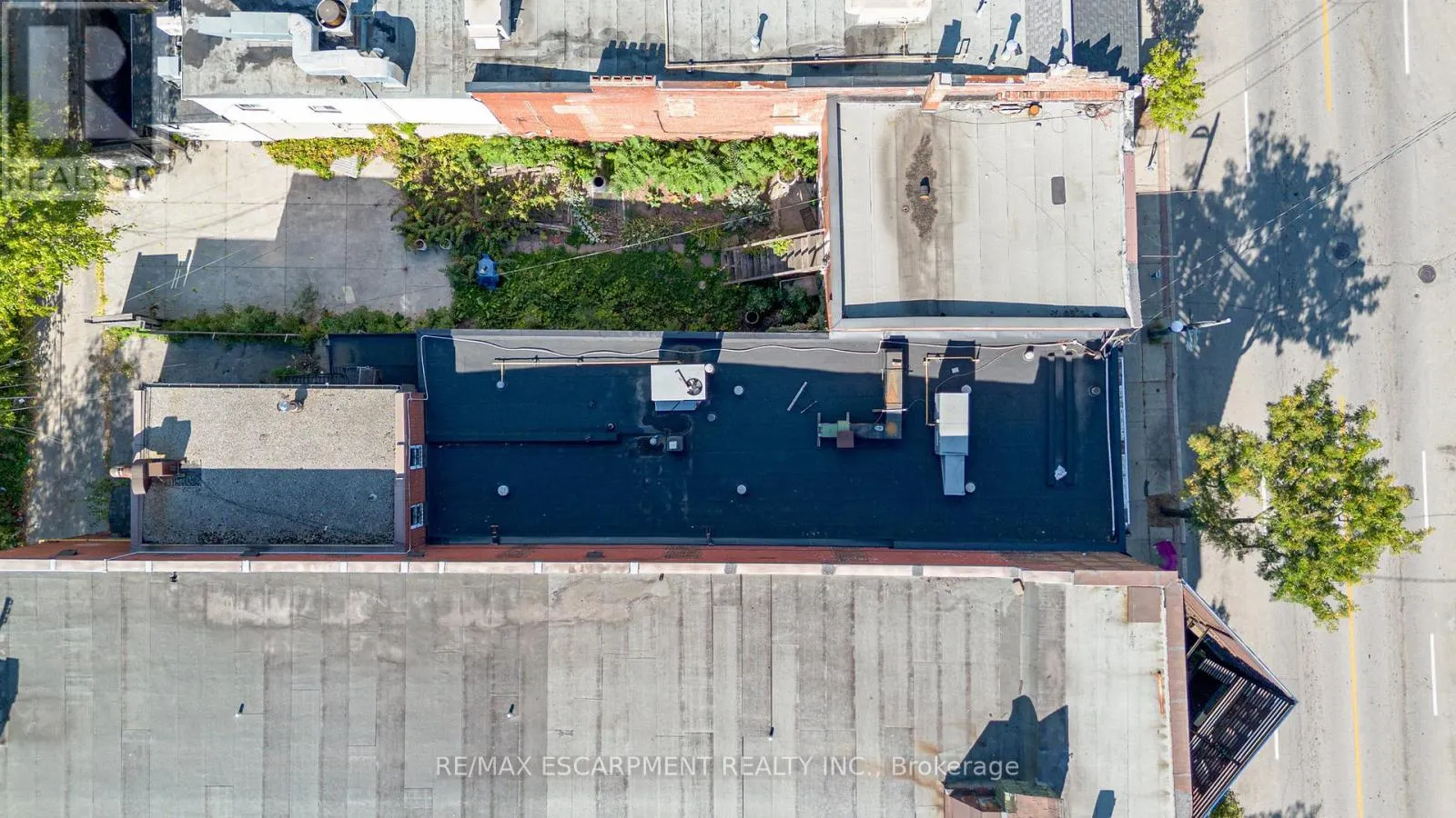 201 OTTAWA STREET N