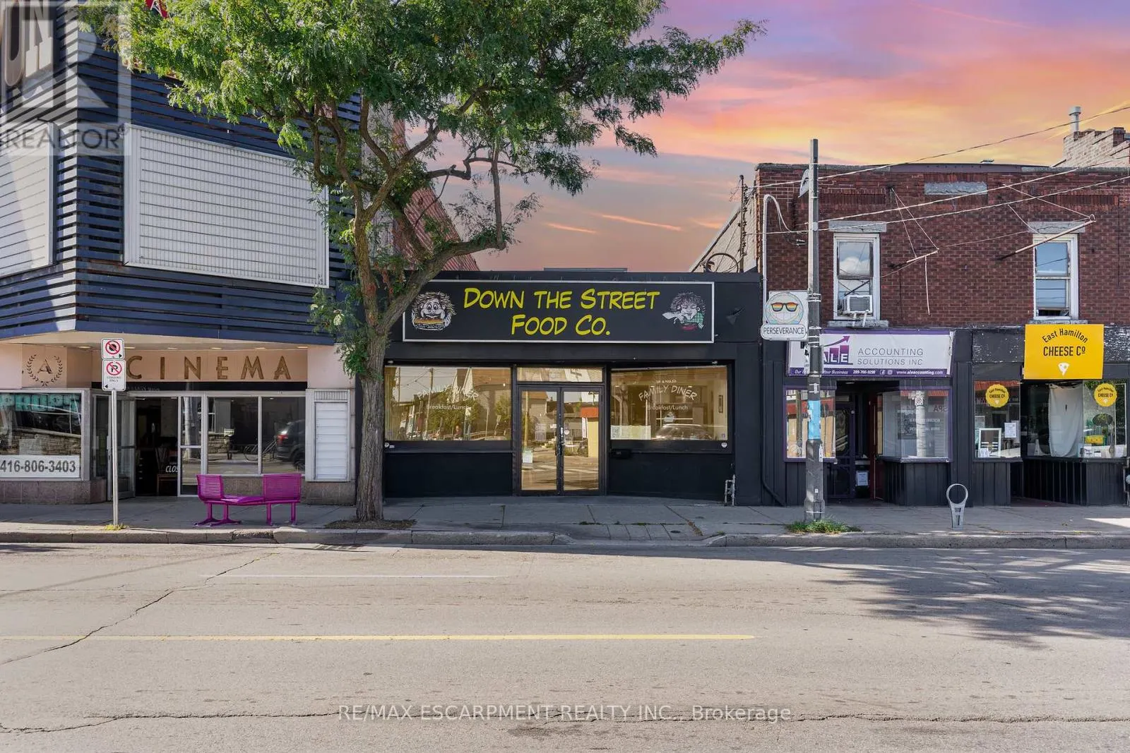201 OTTAWA STREET N