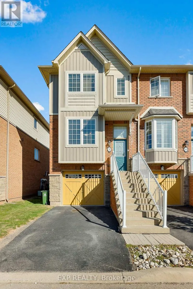 9 - 170 DEWITT ROAD, #9