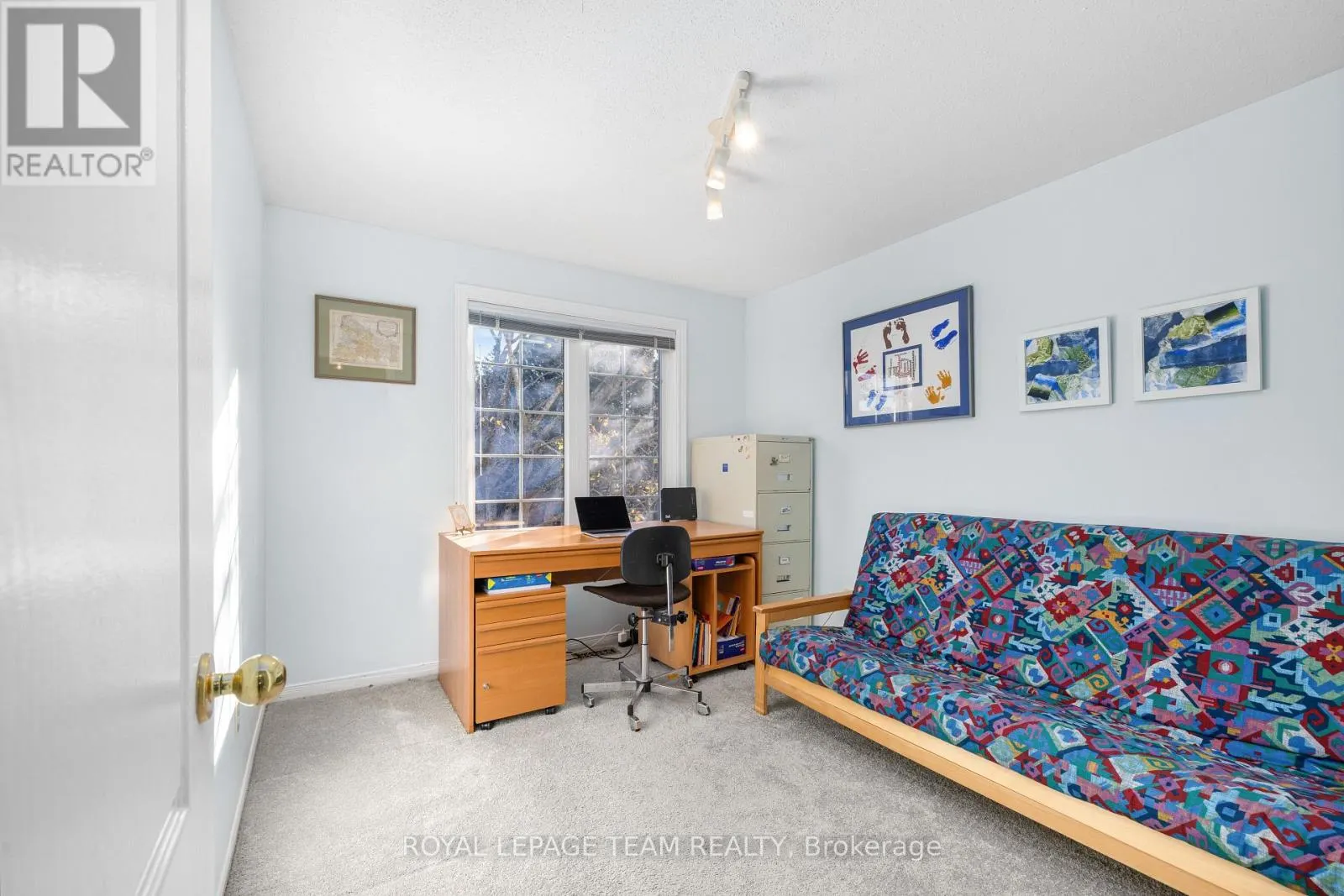 31 - 68 GRANDCOURT DRIVE
