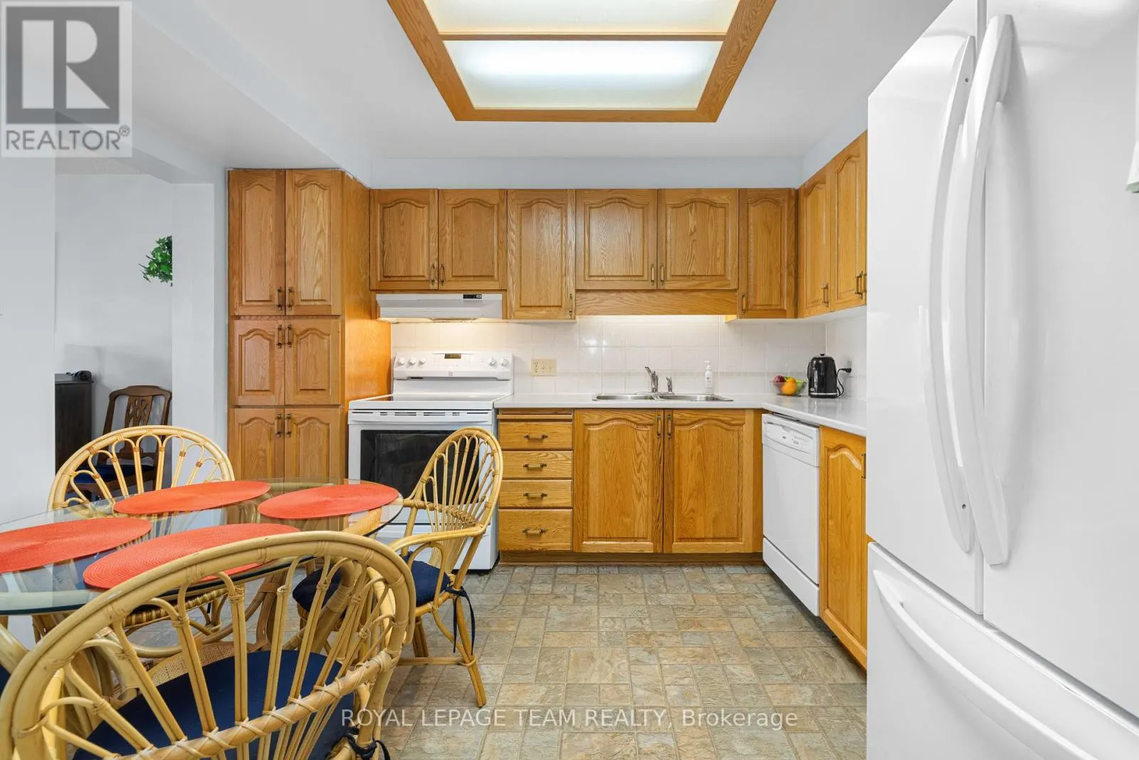 31 - 68 GRANDCOURT DRIVE