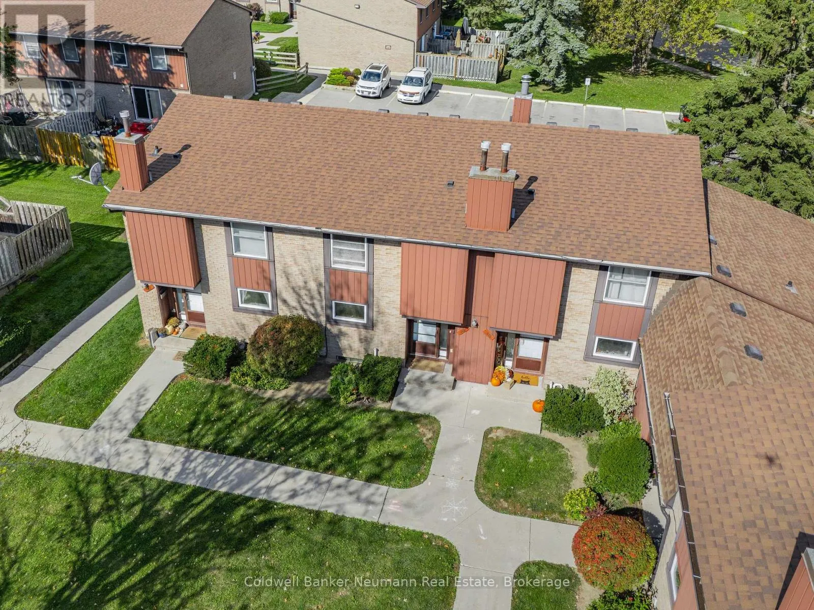 19 - 539 WILLOW ROAD, #19