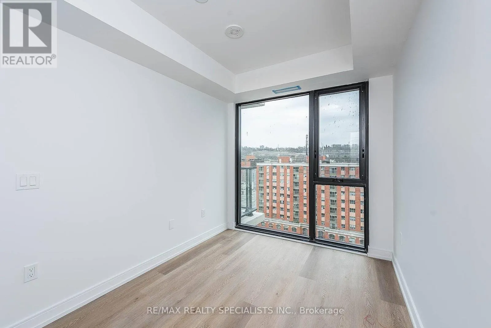 1305 - 1 JARVIS STREET