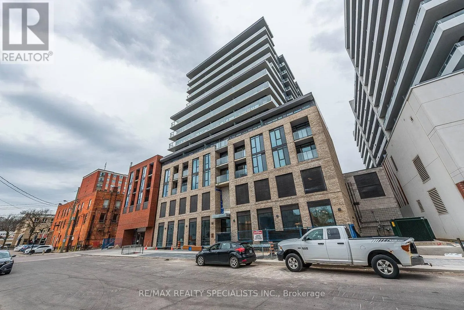 1305 - 1 JARVIS STREET