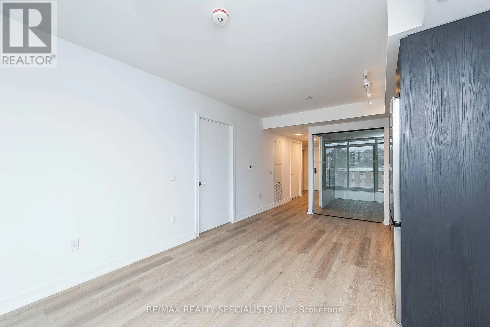 1305 - 1 JARVIS STREET