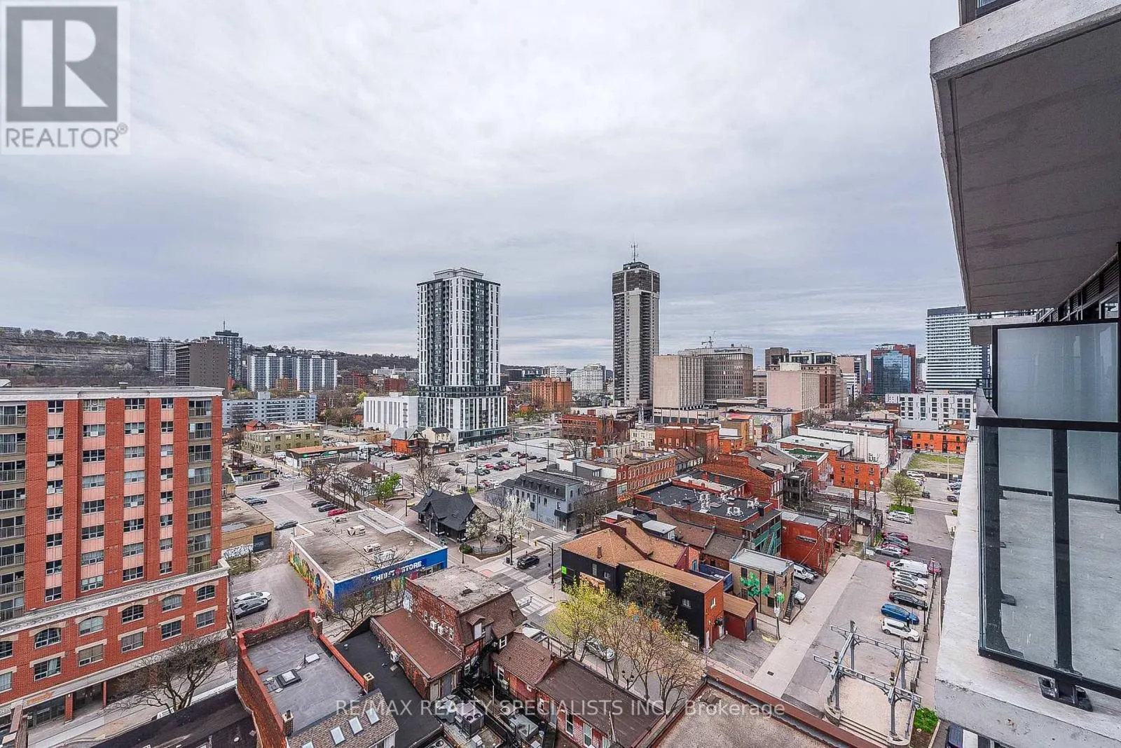1305 - 1 JARVIS STREET