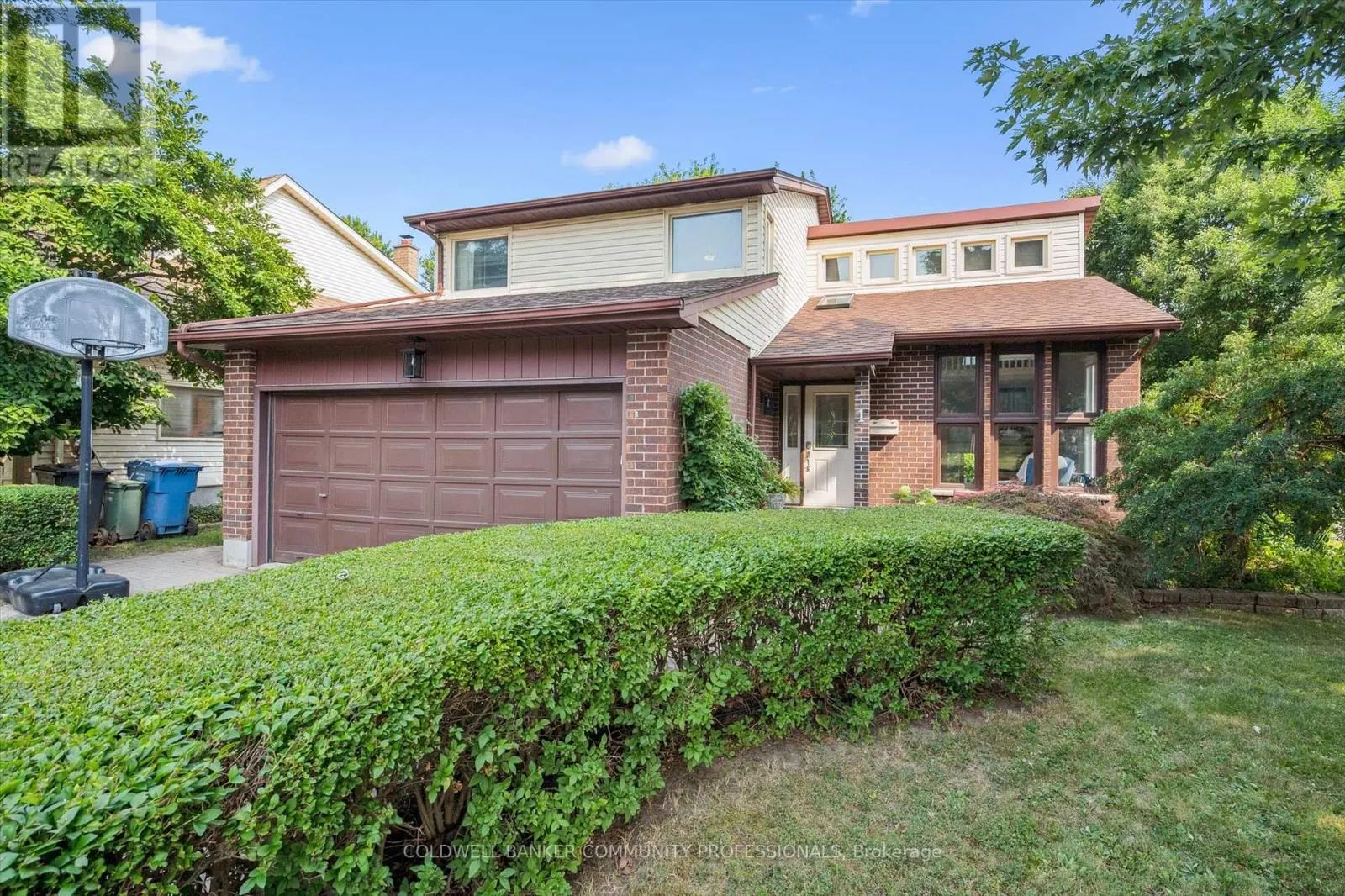 1 THORNHILL DRIVE