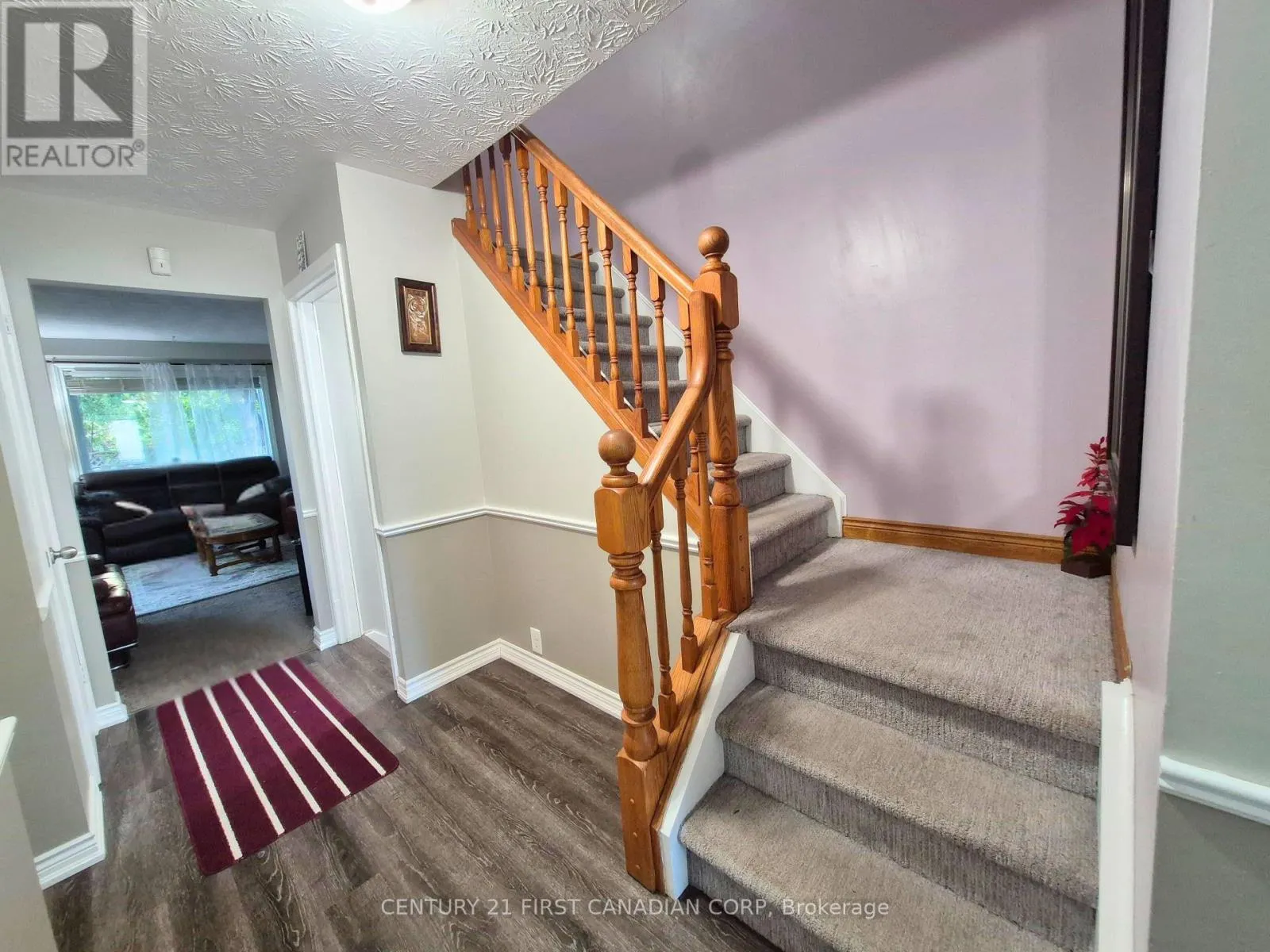 15 MOHICAN DRIVE