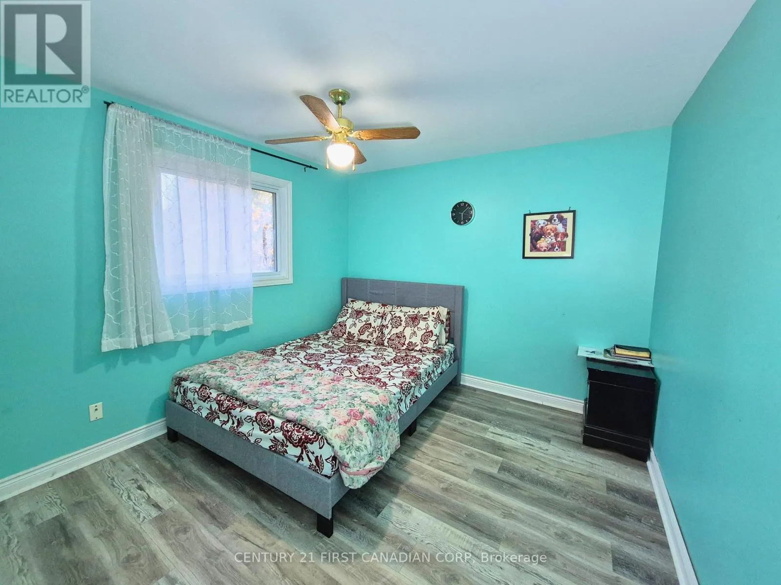 15 MOHICAN DRIVE