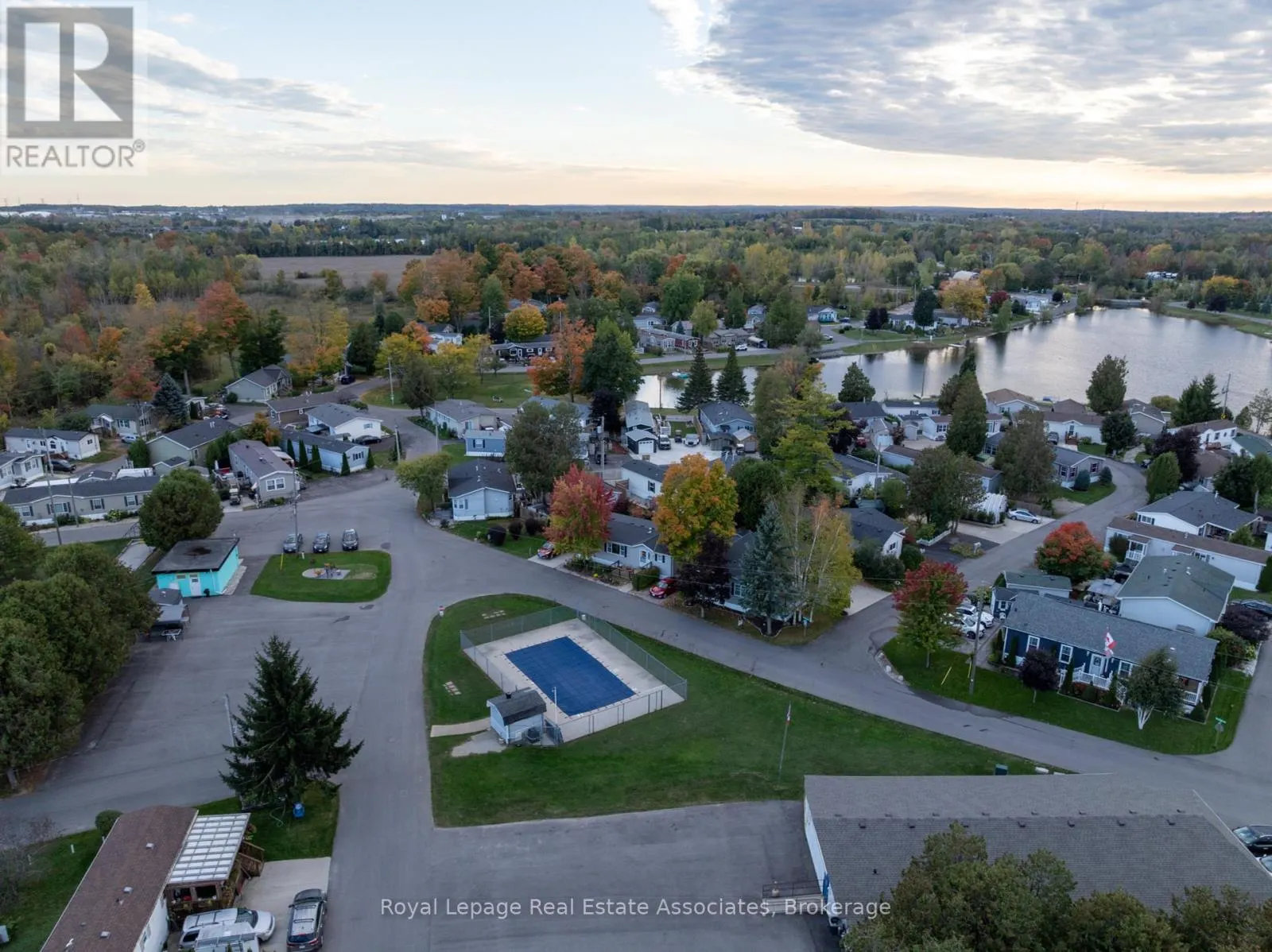 41 CEDARBUSH CRESCENT