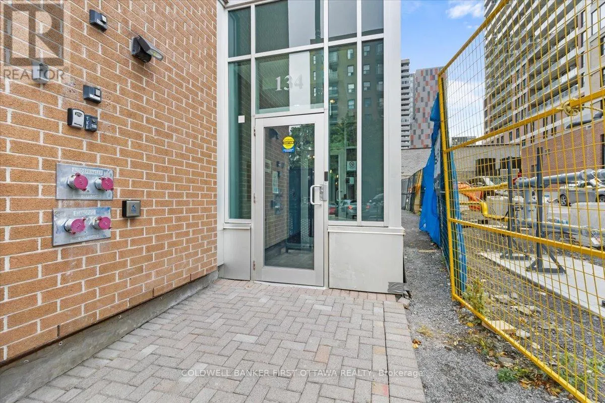 1108 - 134 YORK STREET