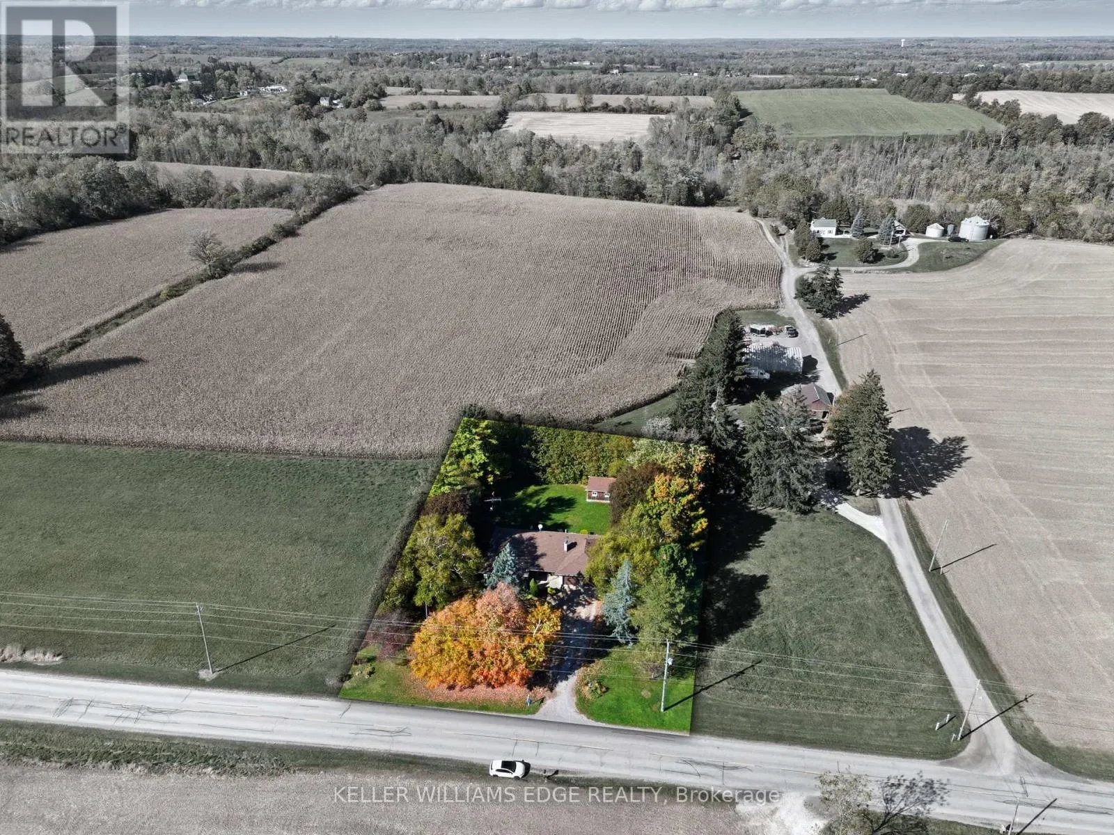 1043 SAFARI ROAD