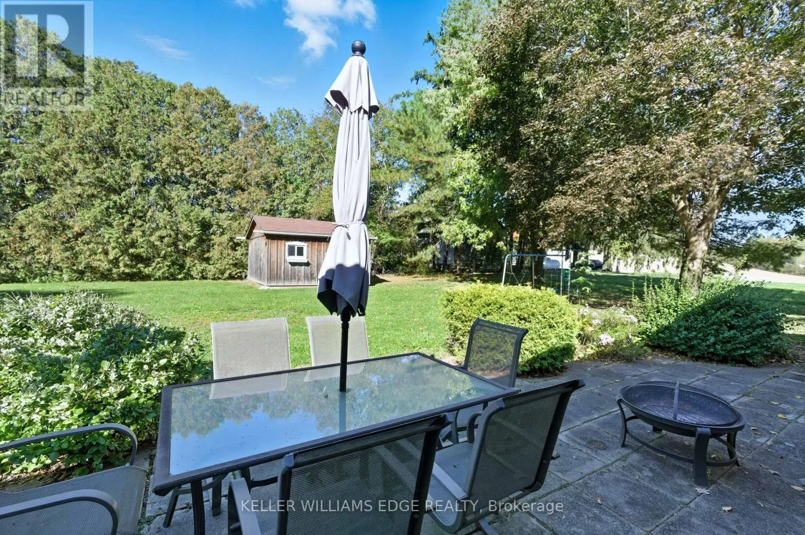 1043 SAFARI ROAD