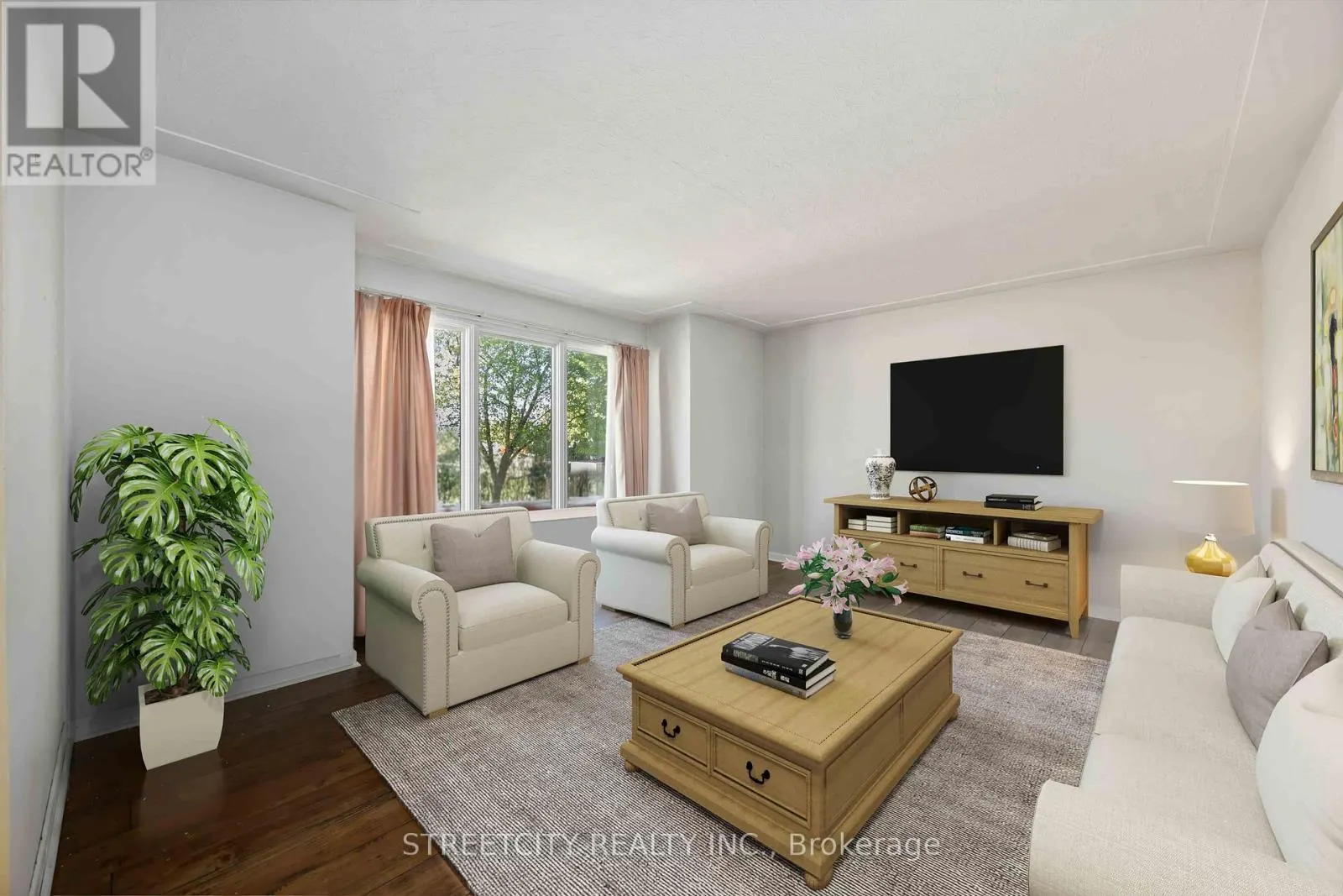 4767 ST. CLAIR PARKWAY