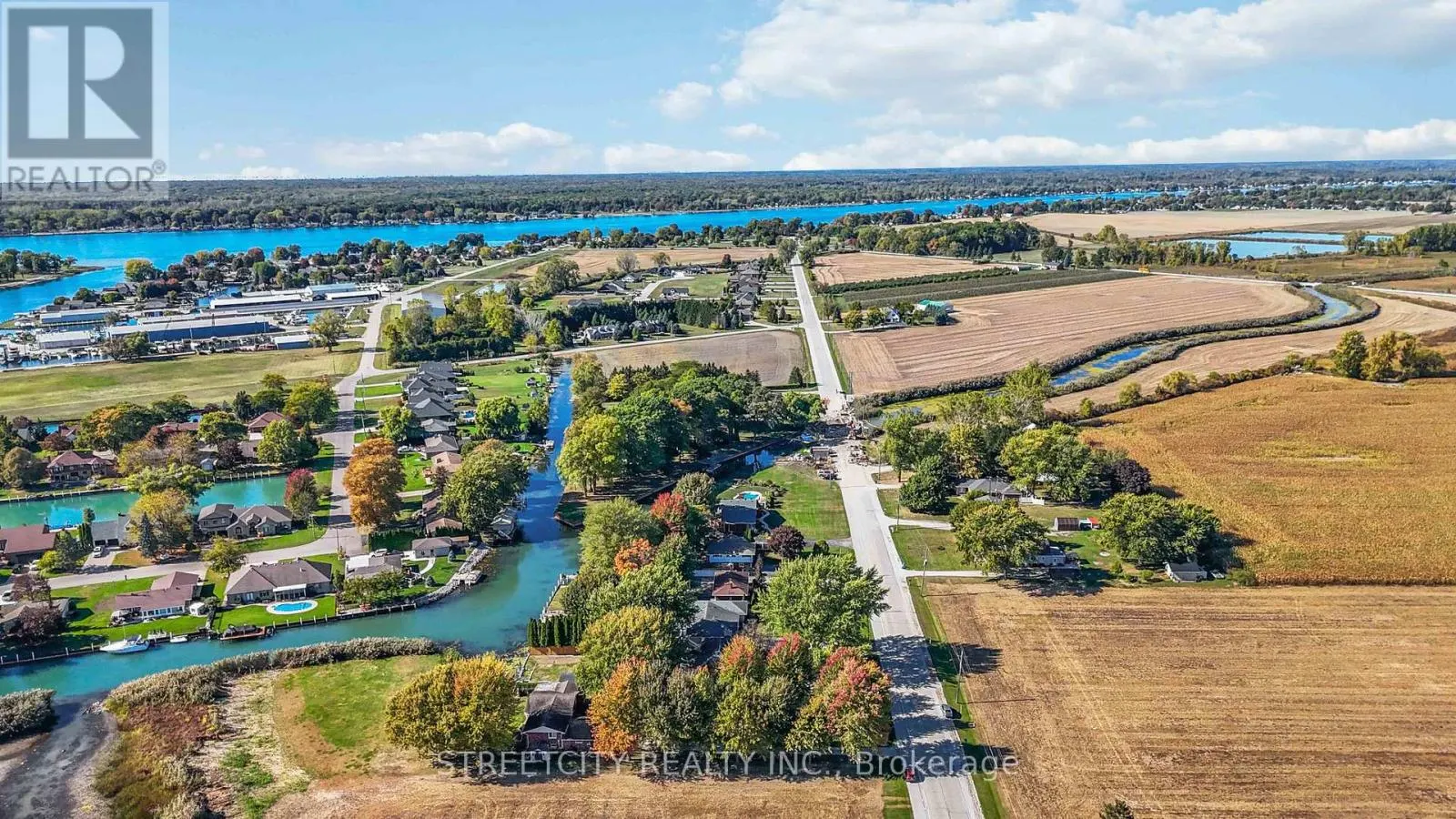 4767 ST. CLAIR PARKWAY