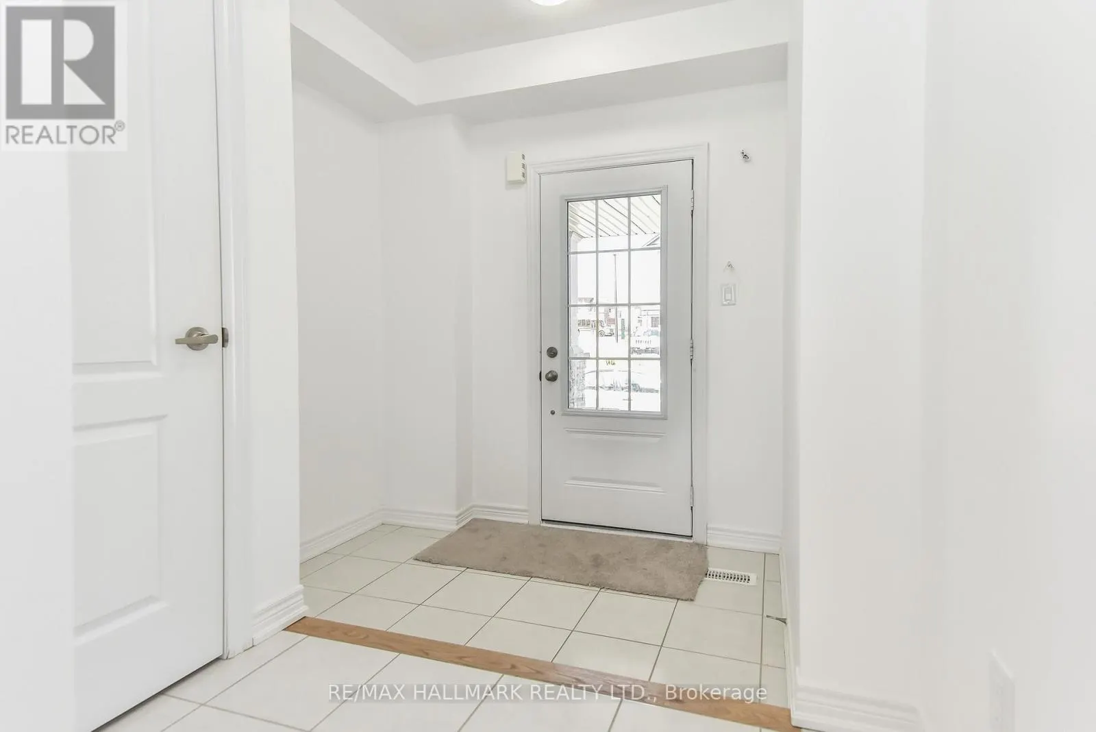 14 - 740 LINDEN DRIVE