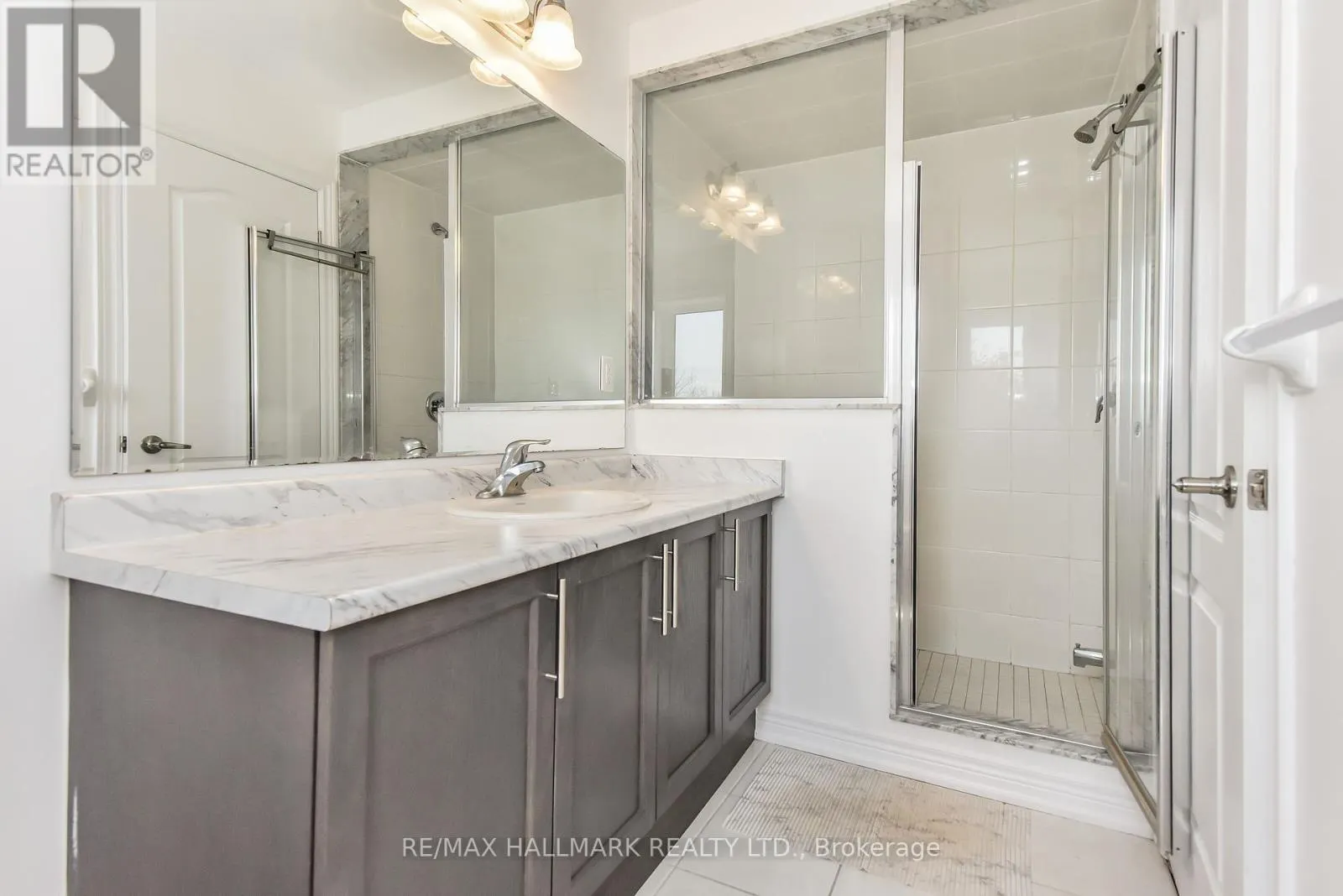 14 - 740 LINDEN DRIVE