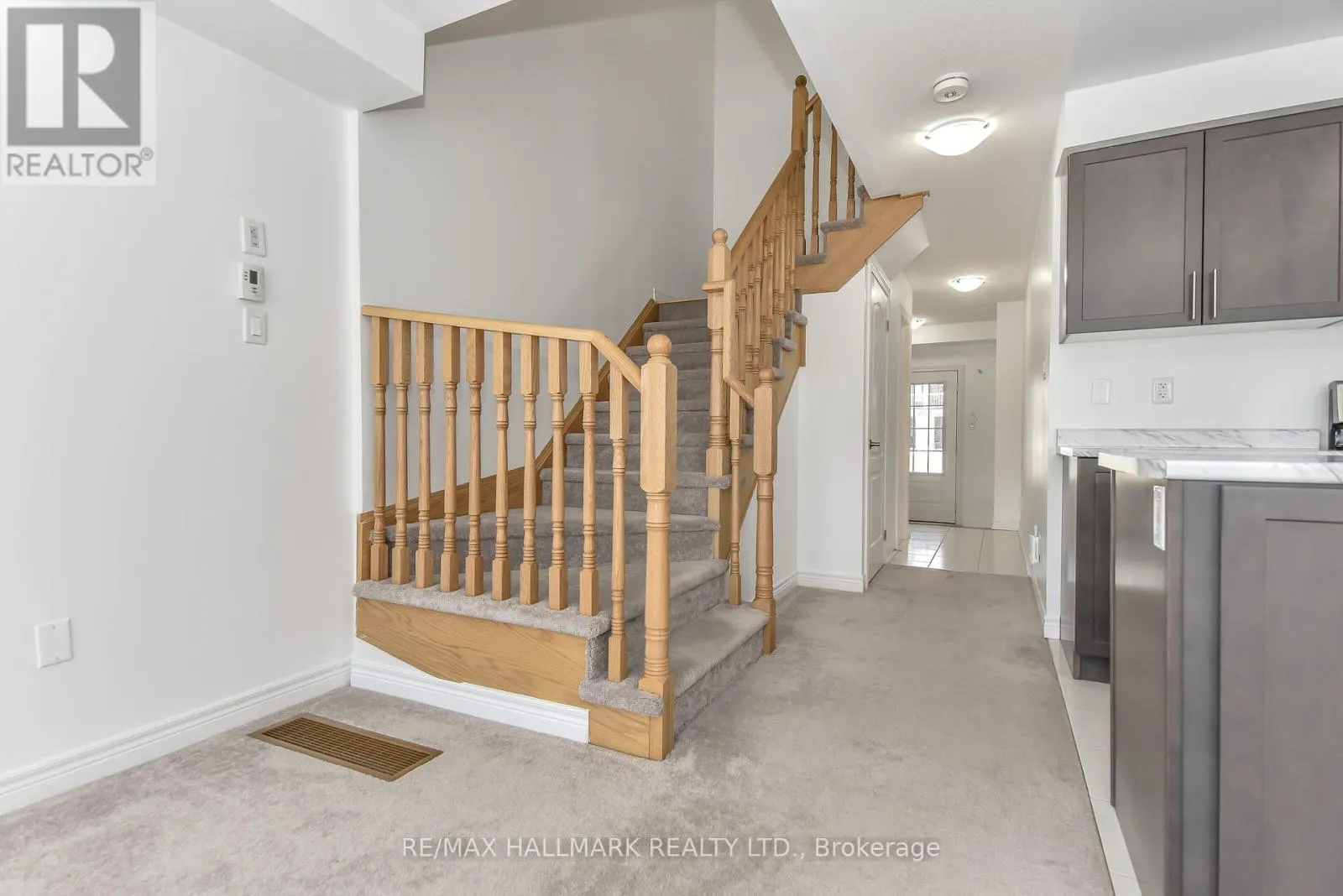 14 - 740 LINDEN DRIVE