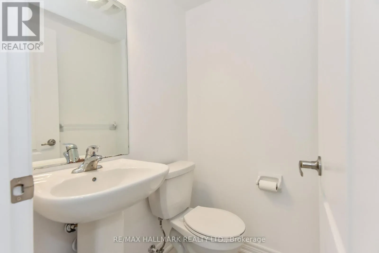 14 - 740 LINDEN DRIVE