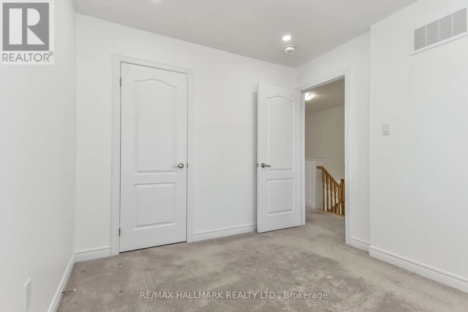 14 - 740 LINDEN DRIVE
