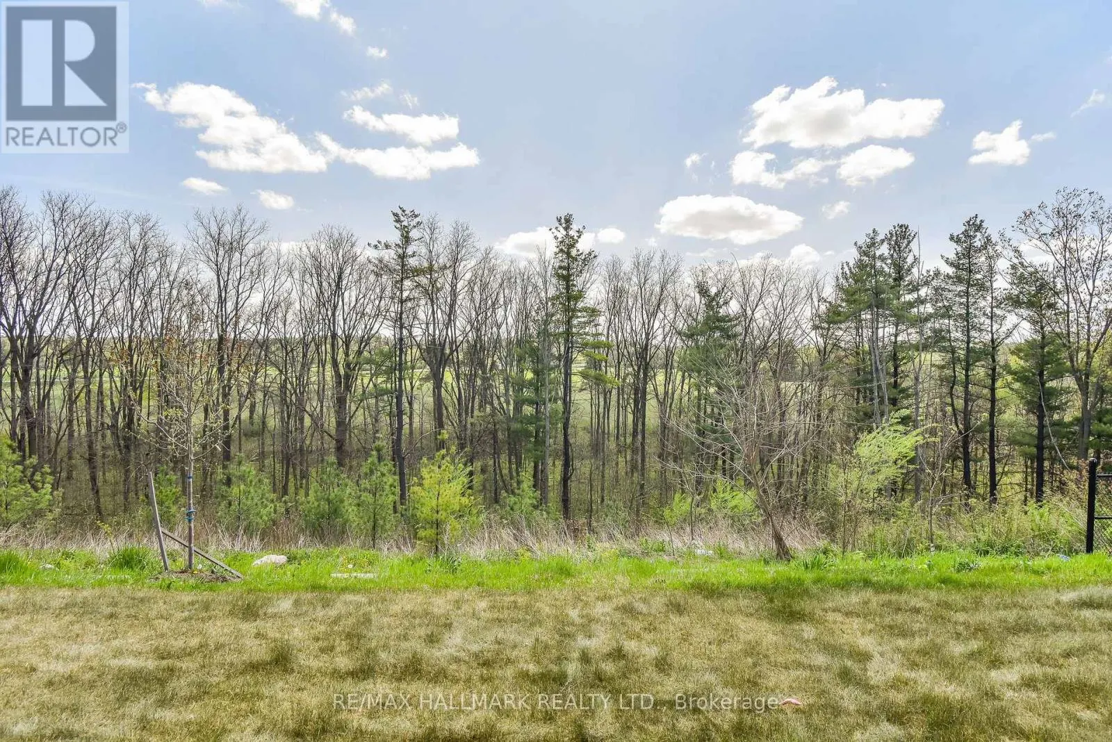 14 - 740 LINDEN DRIVE