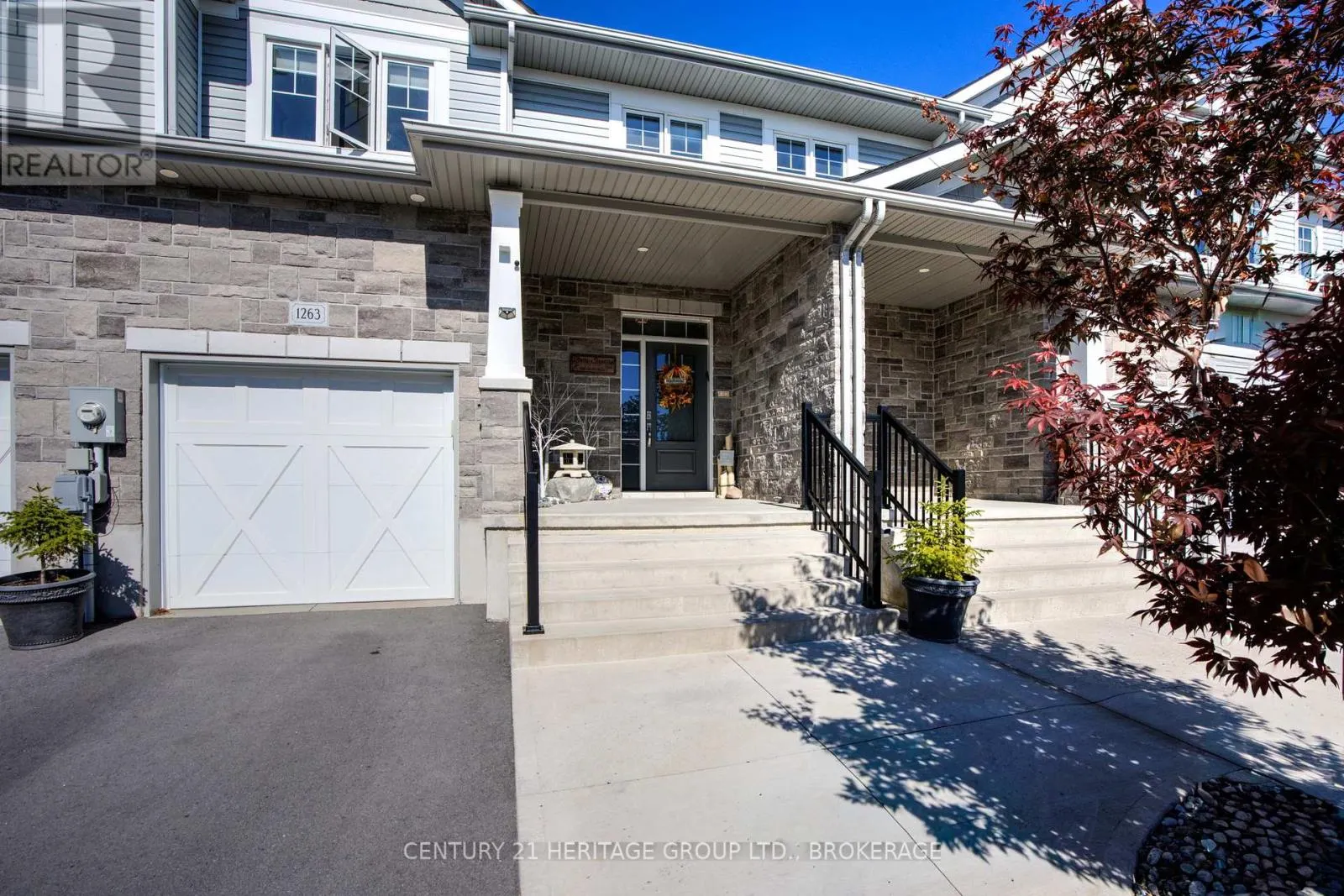 1263 MAX CRESCENT