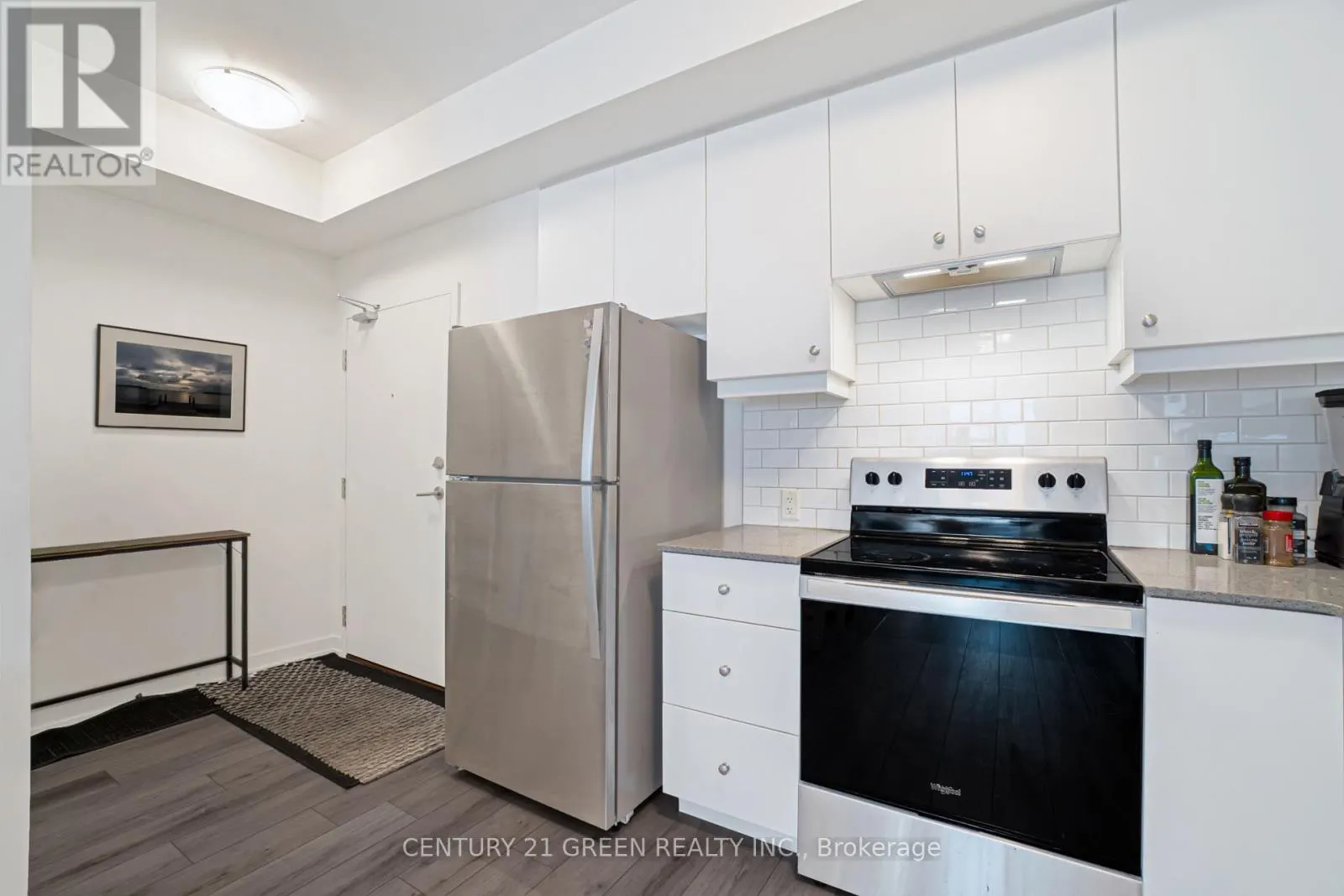 407 - 255 NORTHFIELD DRIVE E