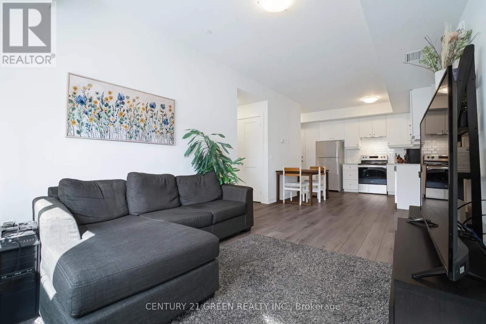 407 - 255 NORTHFIELD DRIVE E