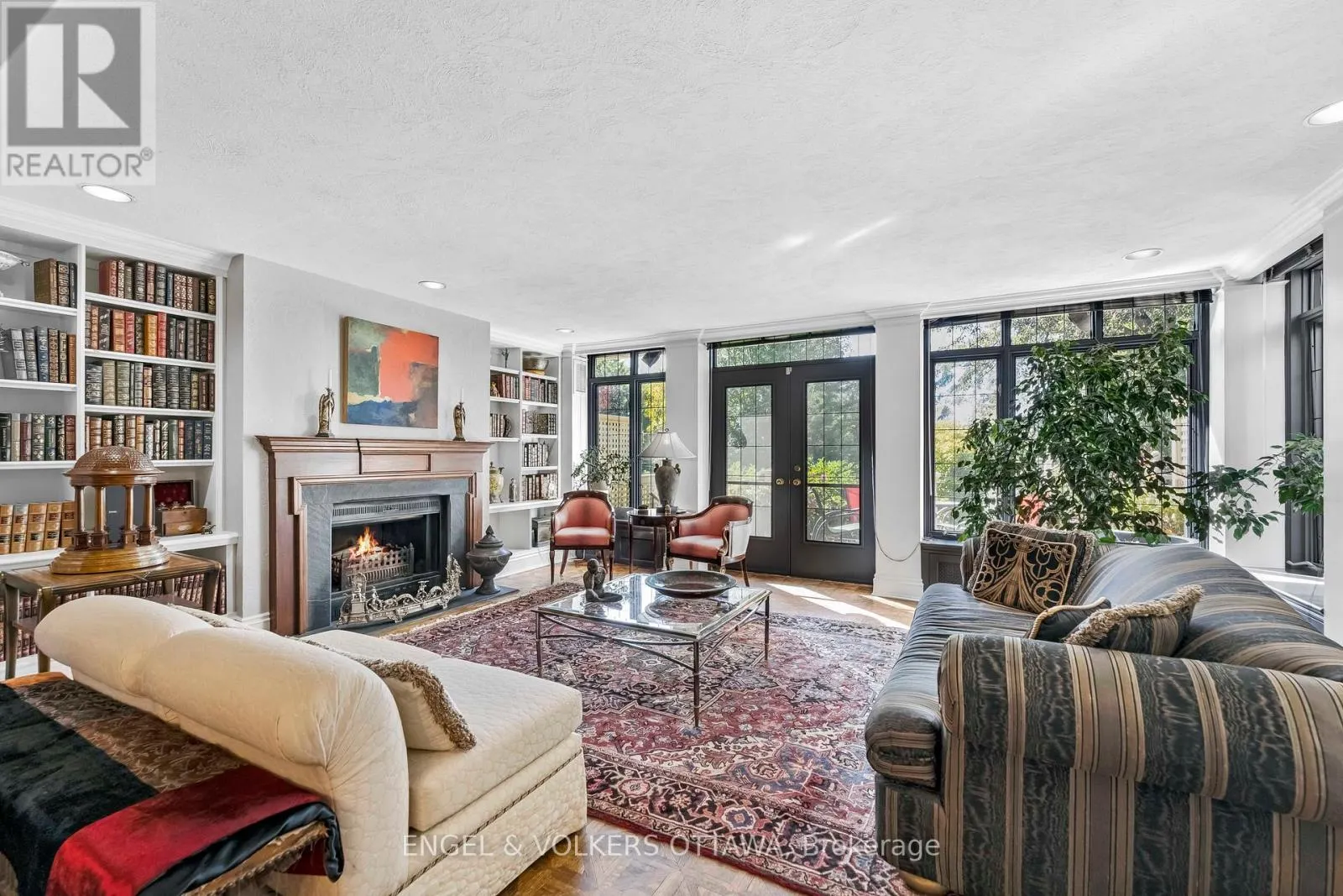 105 STANLEY AVENUE
