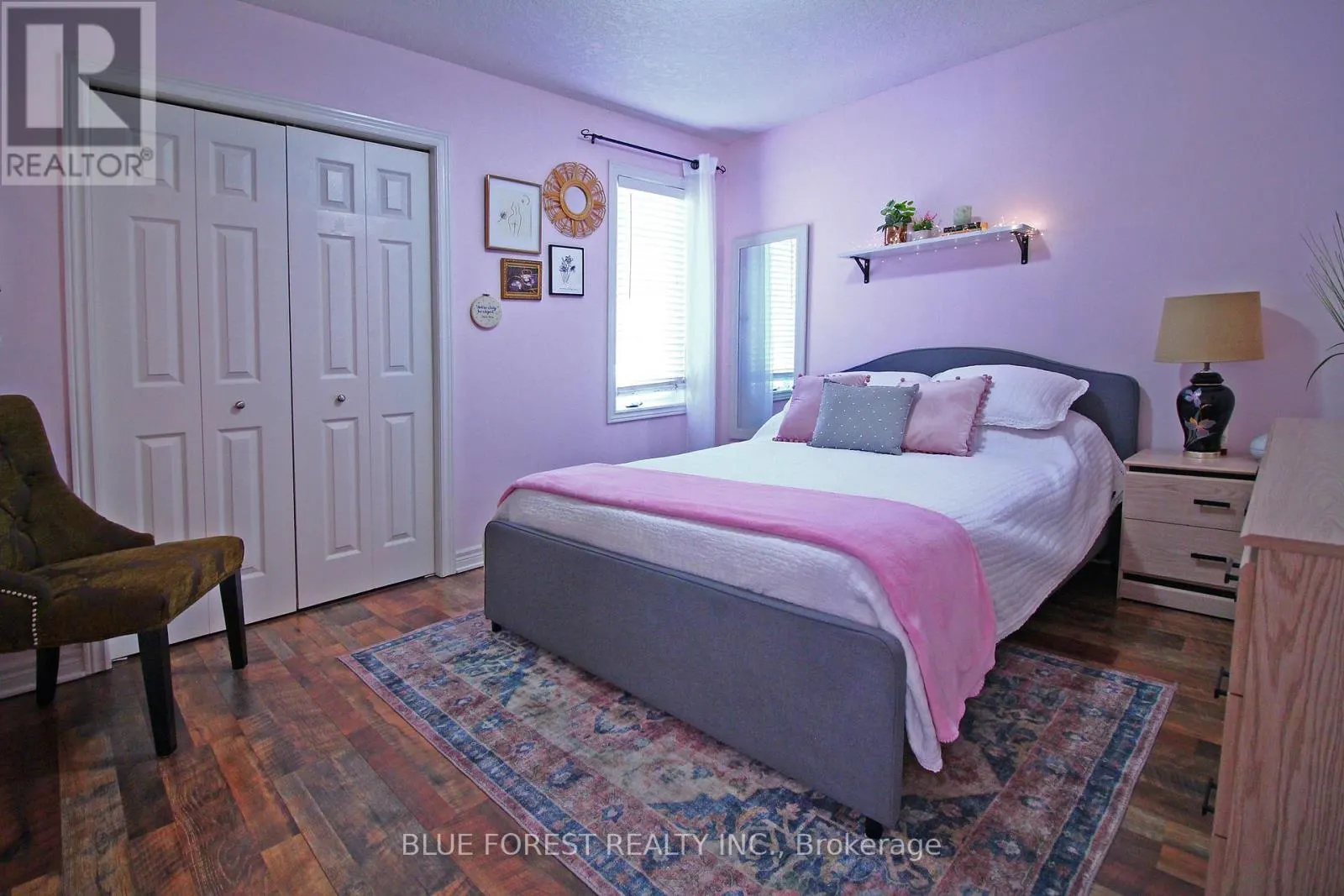 682 HEDGEROW PLACE