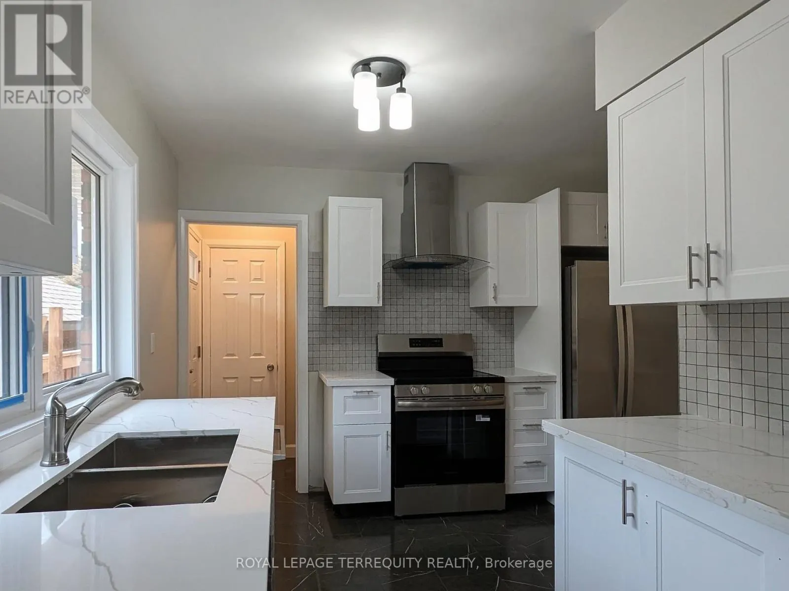 5 BERTRAM DRIVE