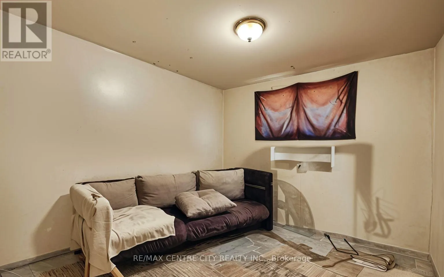 307 - 1825 WHITNEY STREET, #307
