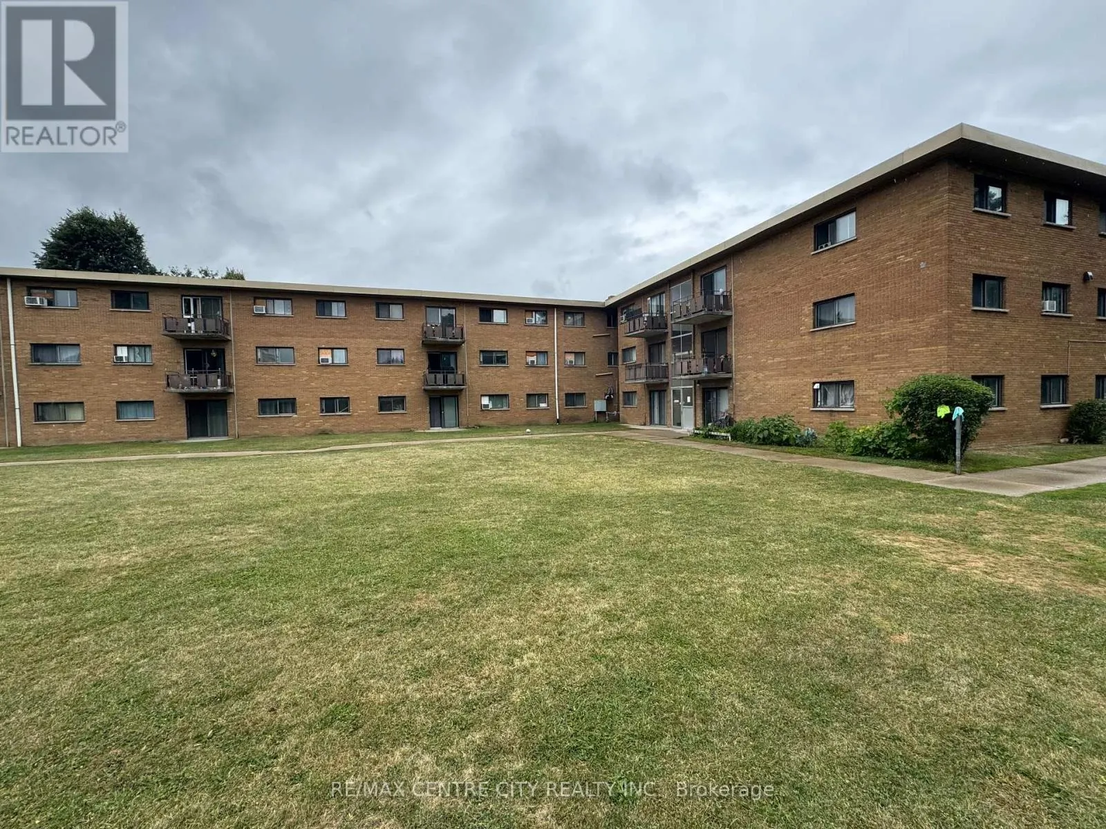 307 - 1825 WHITNEY STREET, #307