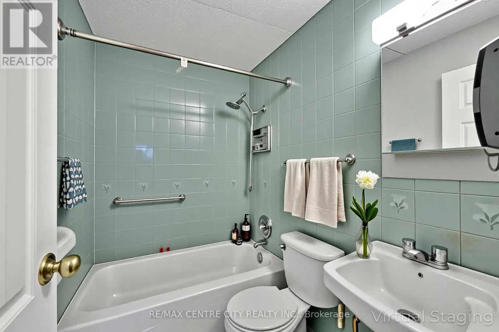 307 - 1825 WHITNEY STREET, #307