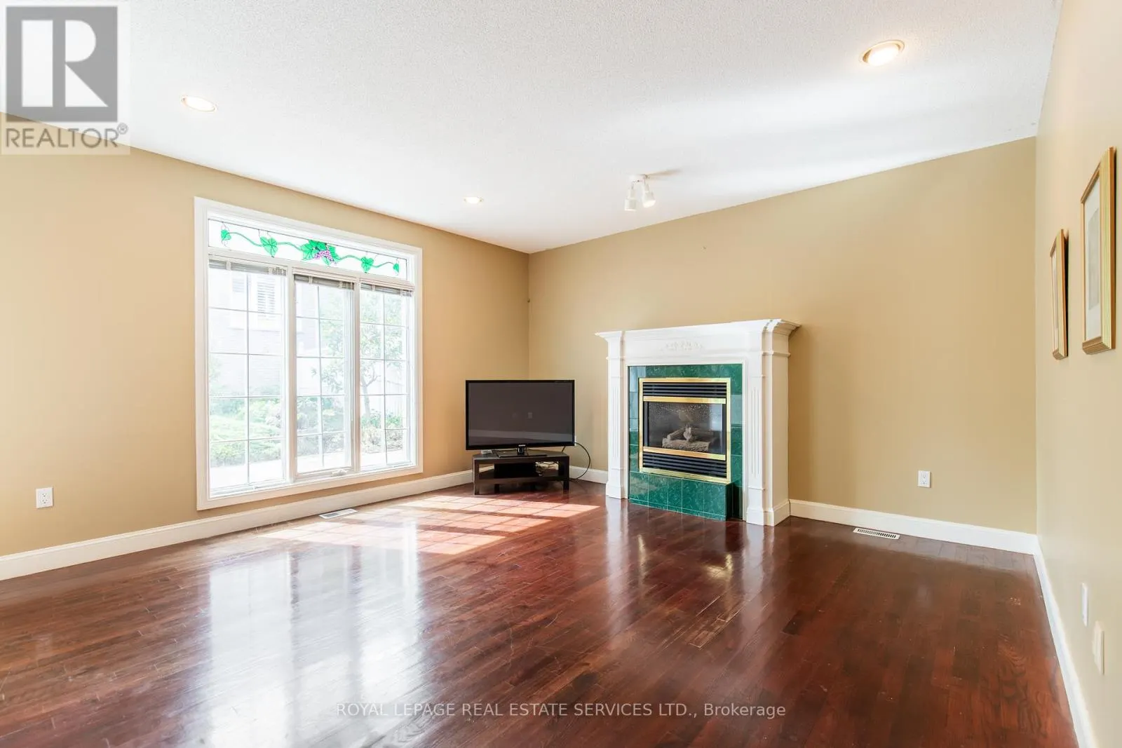 57 ORR CRESCENT