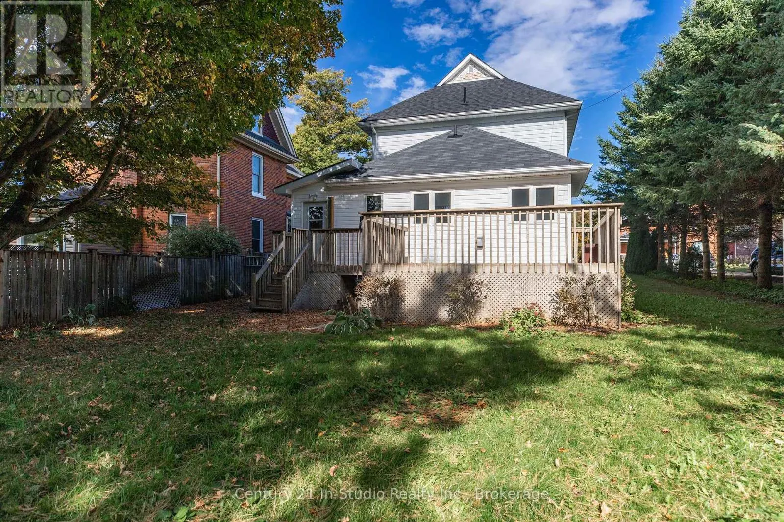 26 WELLINGTON AVENUE S