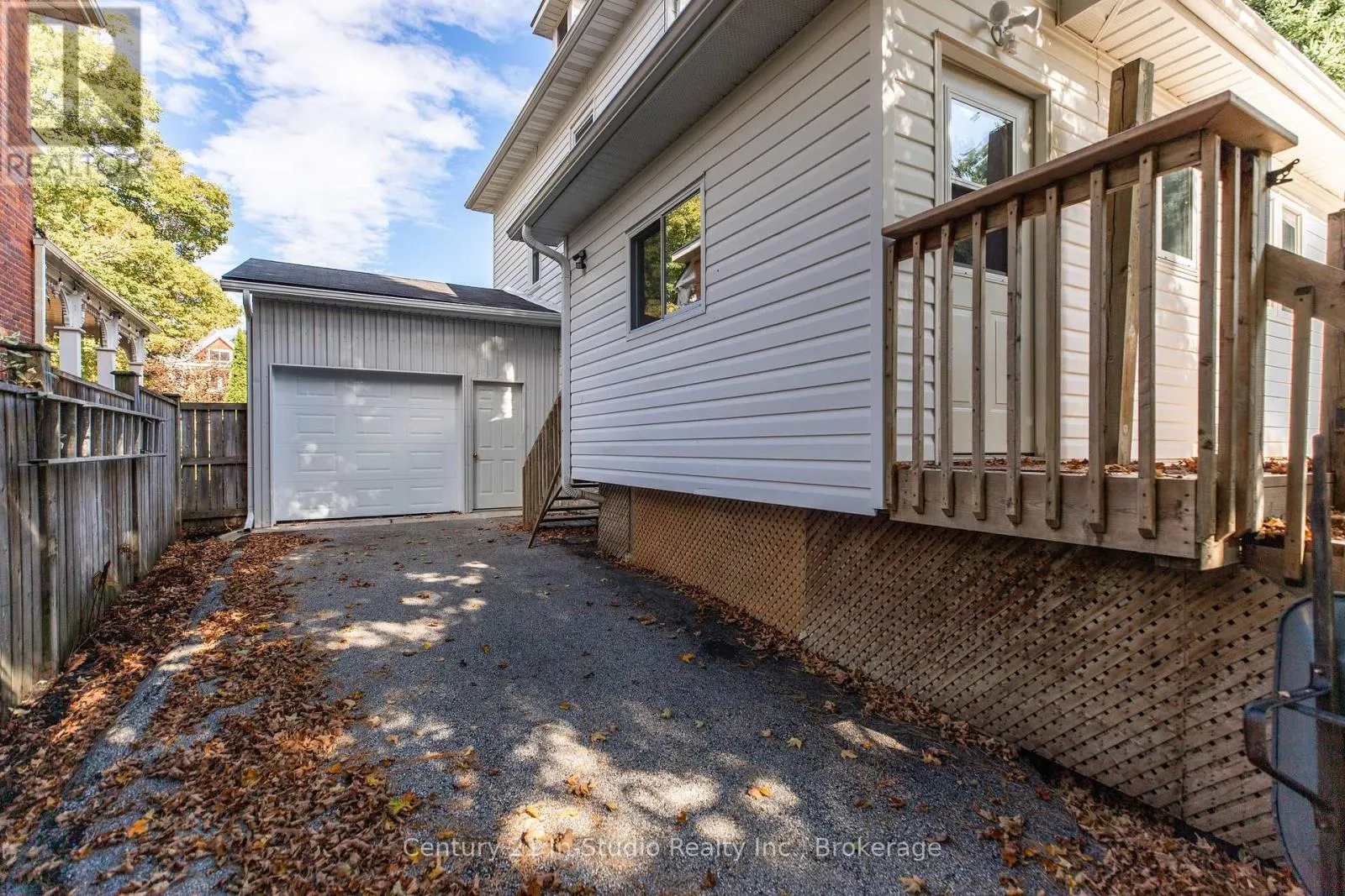 26 WELLINGTON AVENUE S