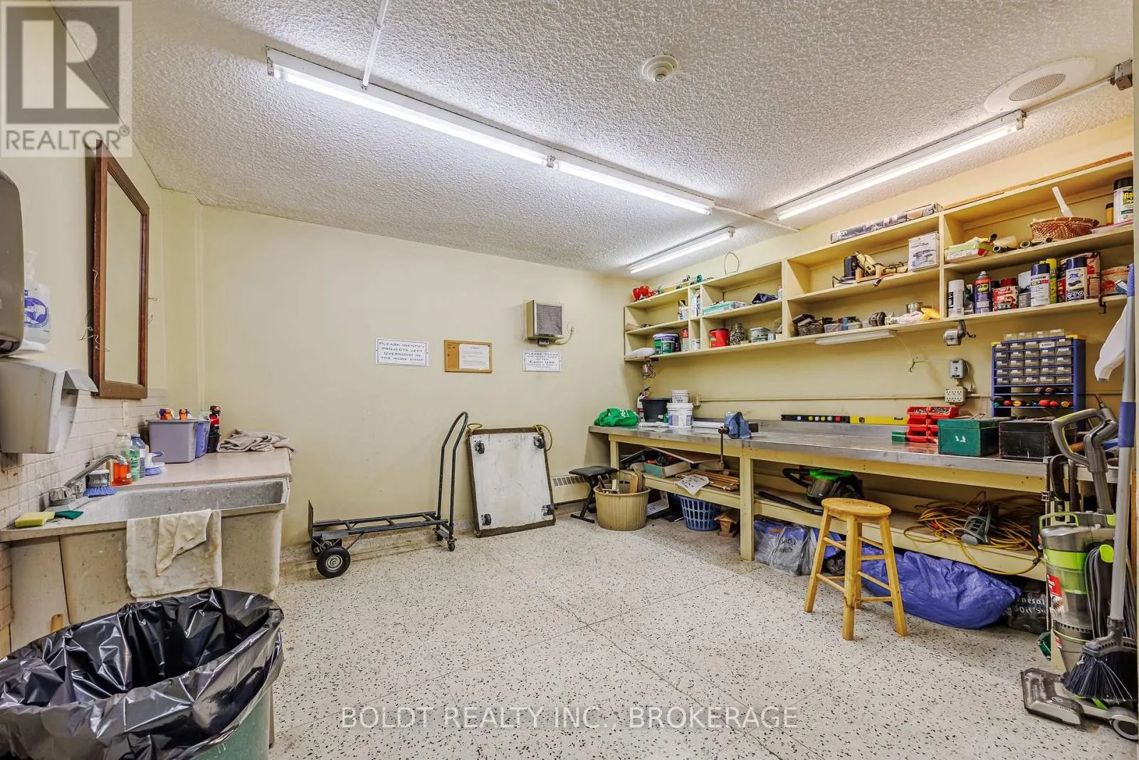 1008 - 15 TOWERING HEIGHTS BOULEVARD, #1008