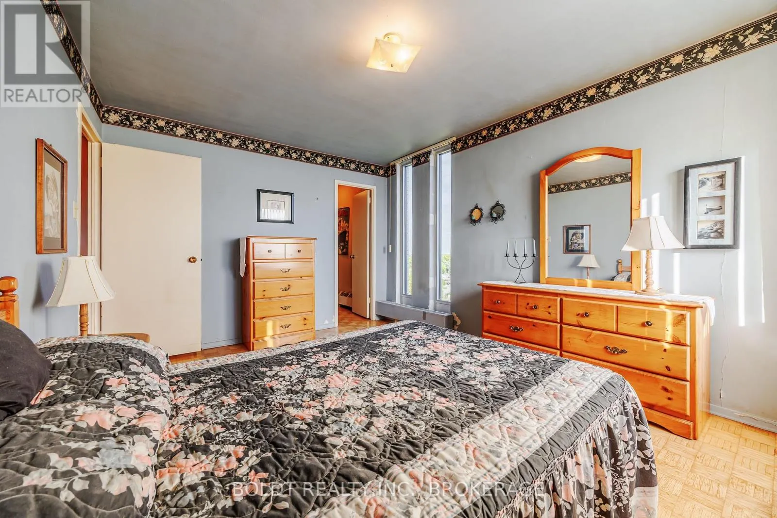 1008 - 15 TOWERING HEIGHTS BOULEVARD, #1008