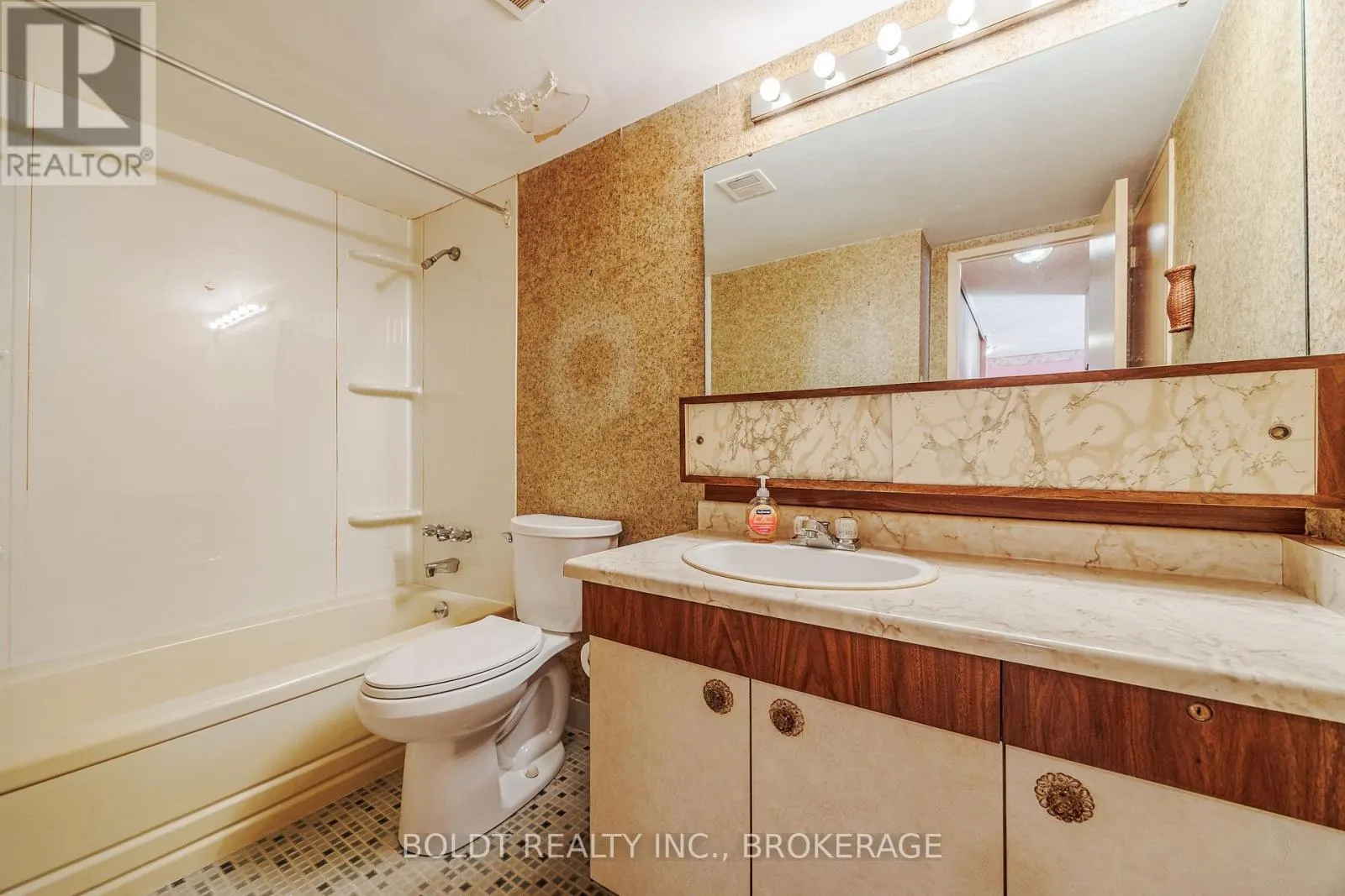 1008 - 15 TOWERING HEIGHTS BOULEVARD, #1008