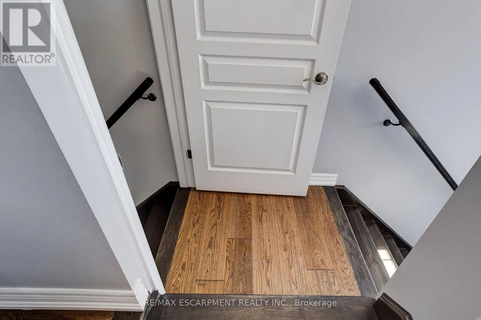 82 BLOOM CRESCENT