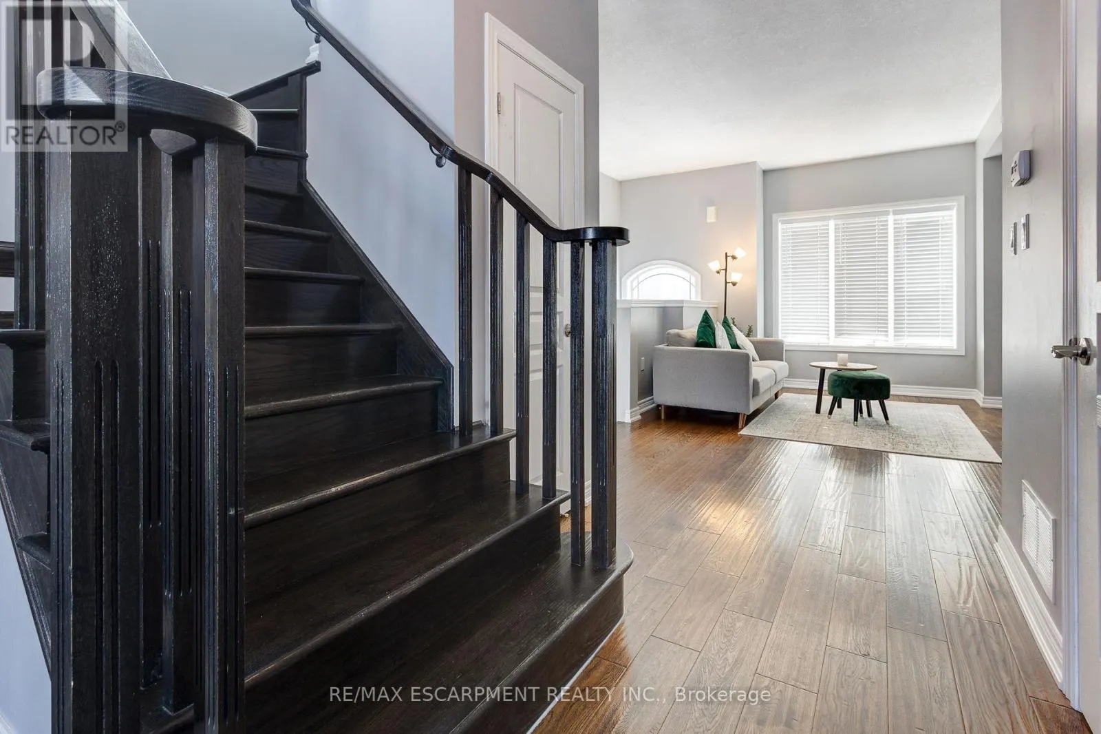 82 BLOOM CRESCENT