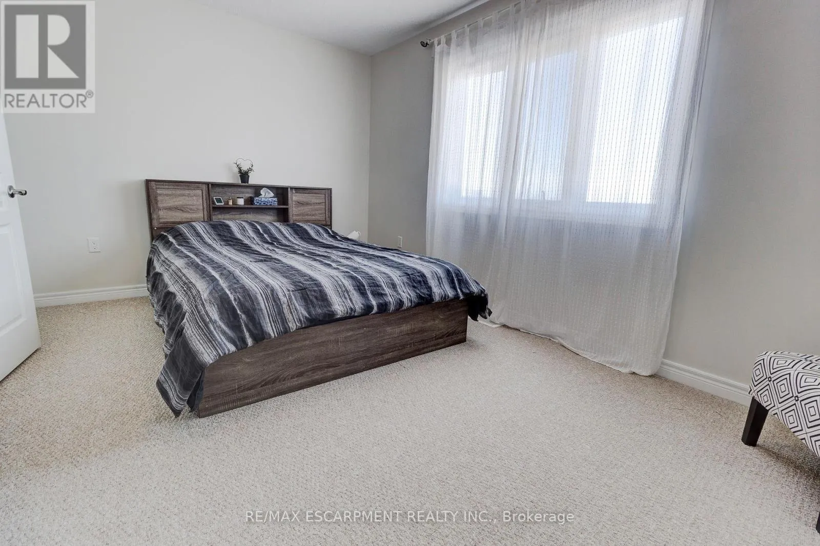 82 BLOOM CRESCENT
