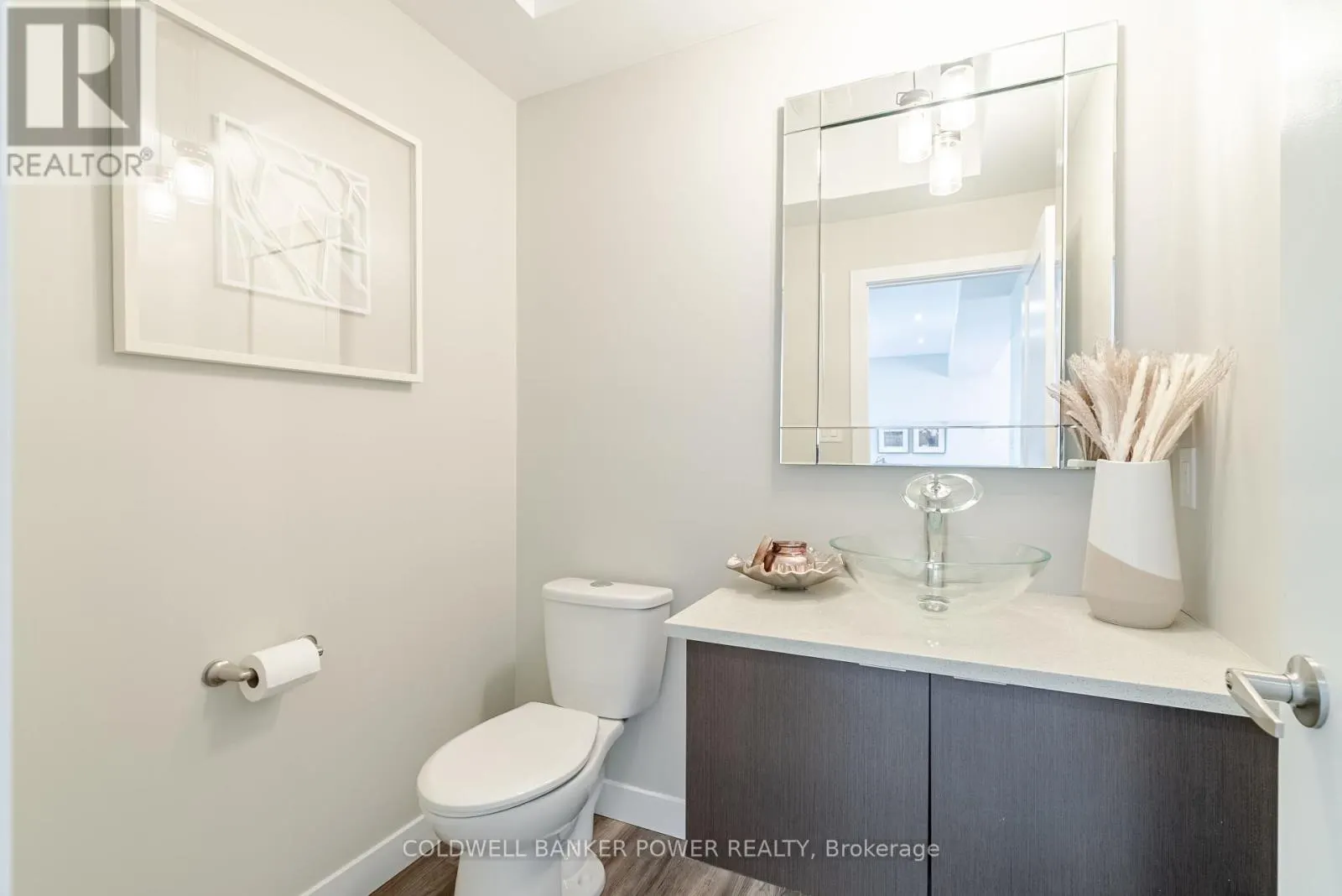 2224 YELLOWBIRCH PLACE