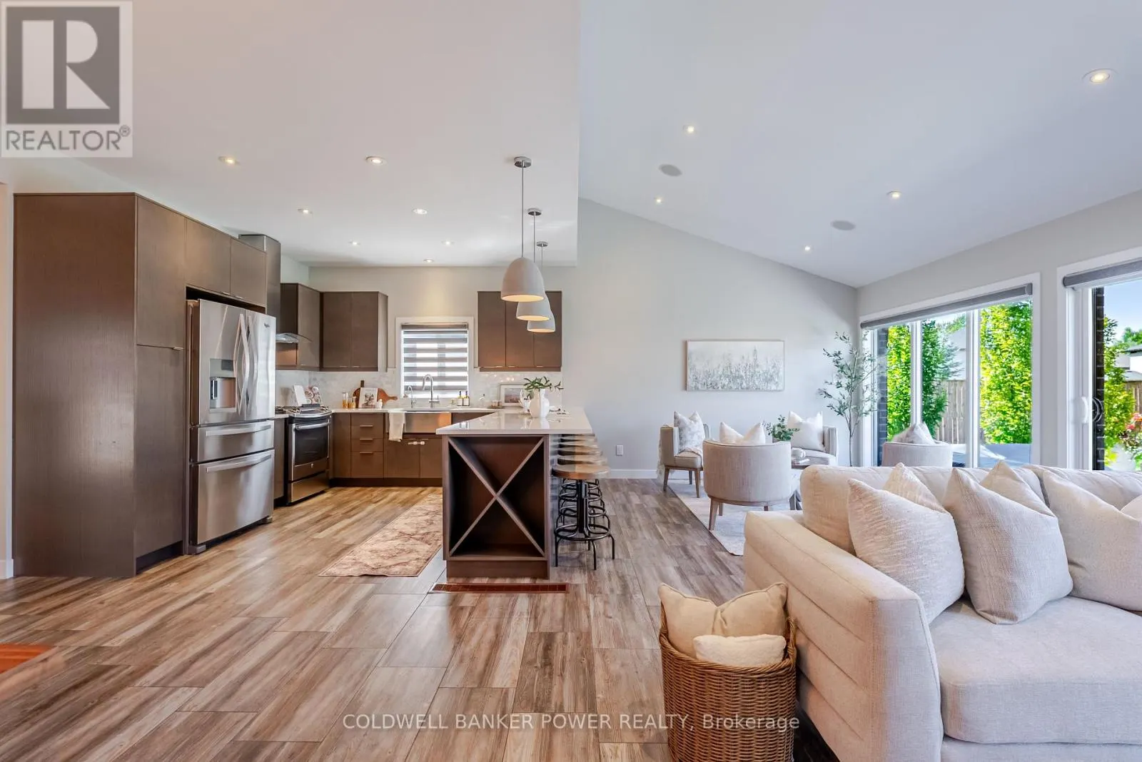 2224 YELLOWBIRCH PLACE