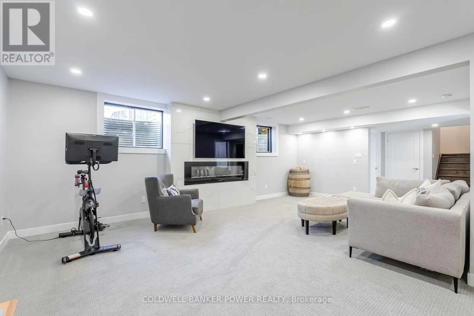 2224 YELLOWBIRCH PLACE