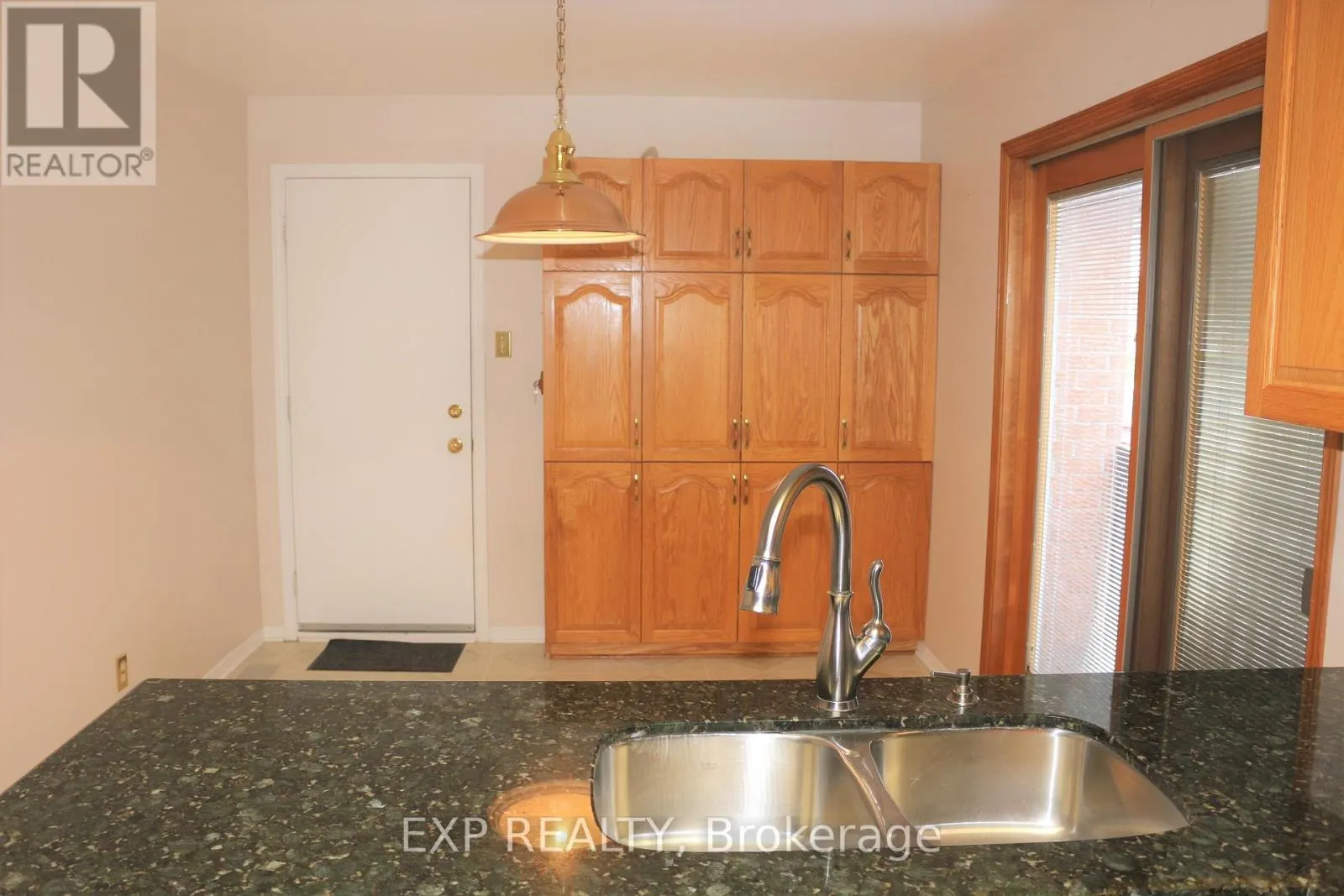 14 BLACK RIVERS PLACE